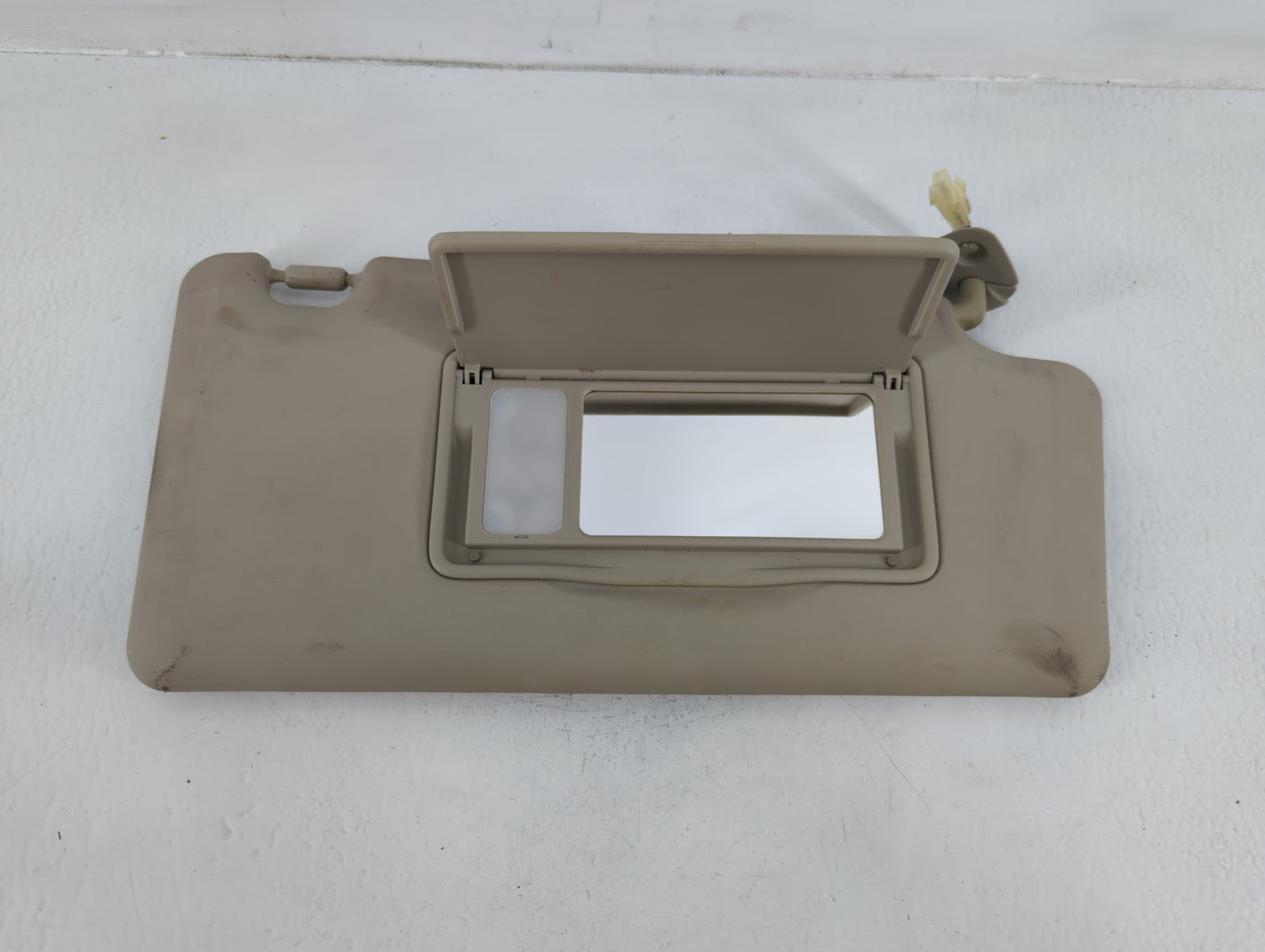 2008-2015 Nissan Rogue Sun Visor Shade Replacement Passenger Right Mirror Fits Fits 2008 2009 2010 2011 2012 2013 2014 2015 