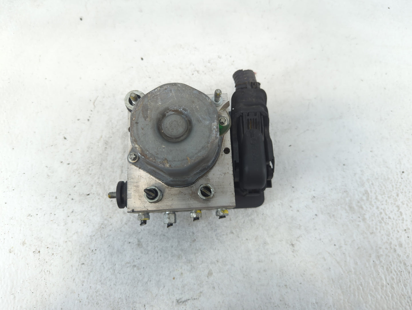 2014-2015 Nissan Rogue ABS Pump Control Module Replacement P/N:47660 4BF0A Fits Fits 2014 2015 OEM Used Auto Parts - Oemused
