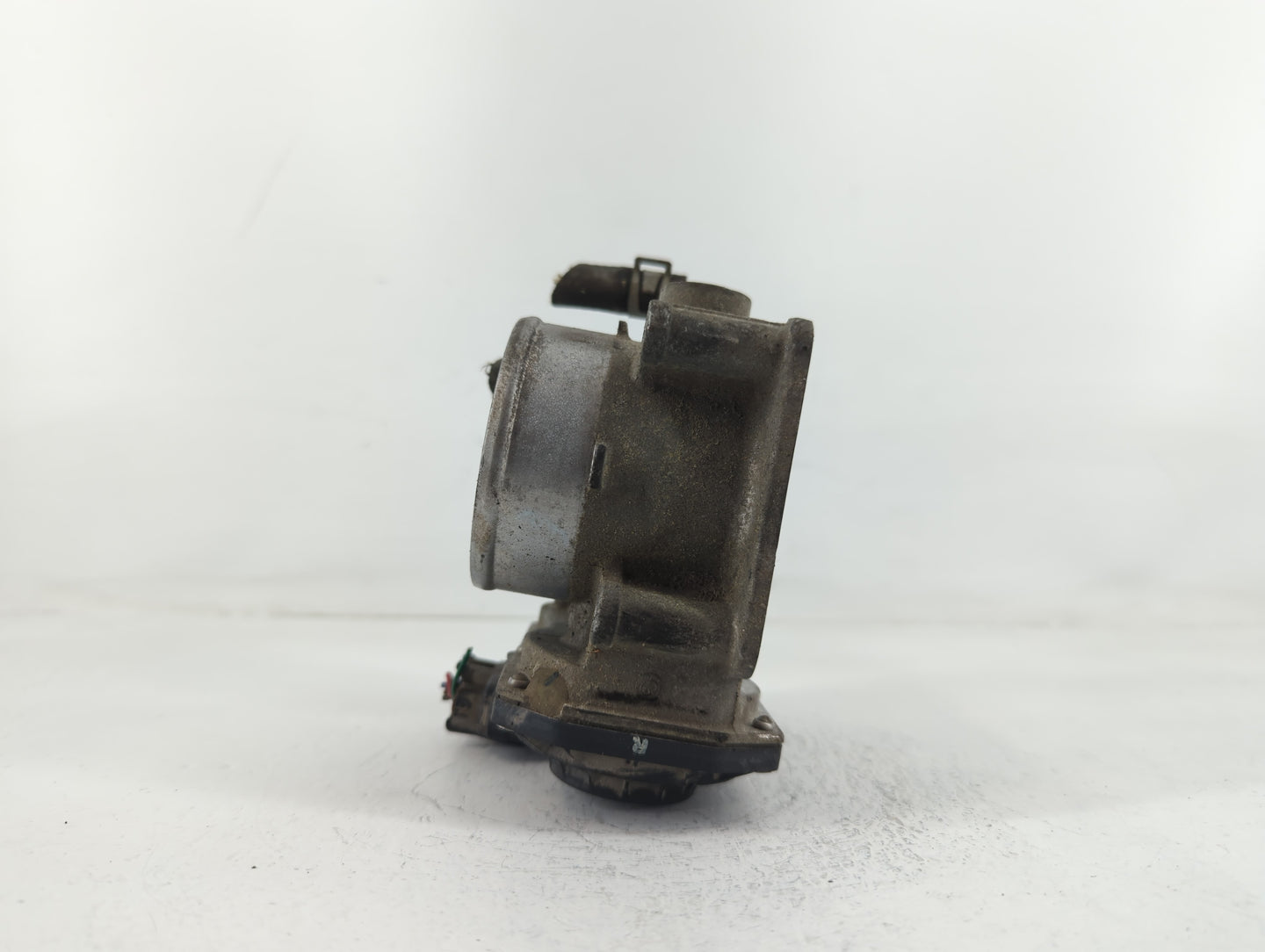 2014-2020 Nissan Rogue Throttle Body P/N:5D29 00102 3IA60-01 A Fits Fits 2013 2014 2015 2016 2017 2018 2019 2020 OEM Used Au