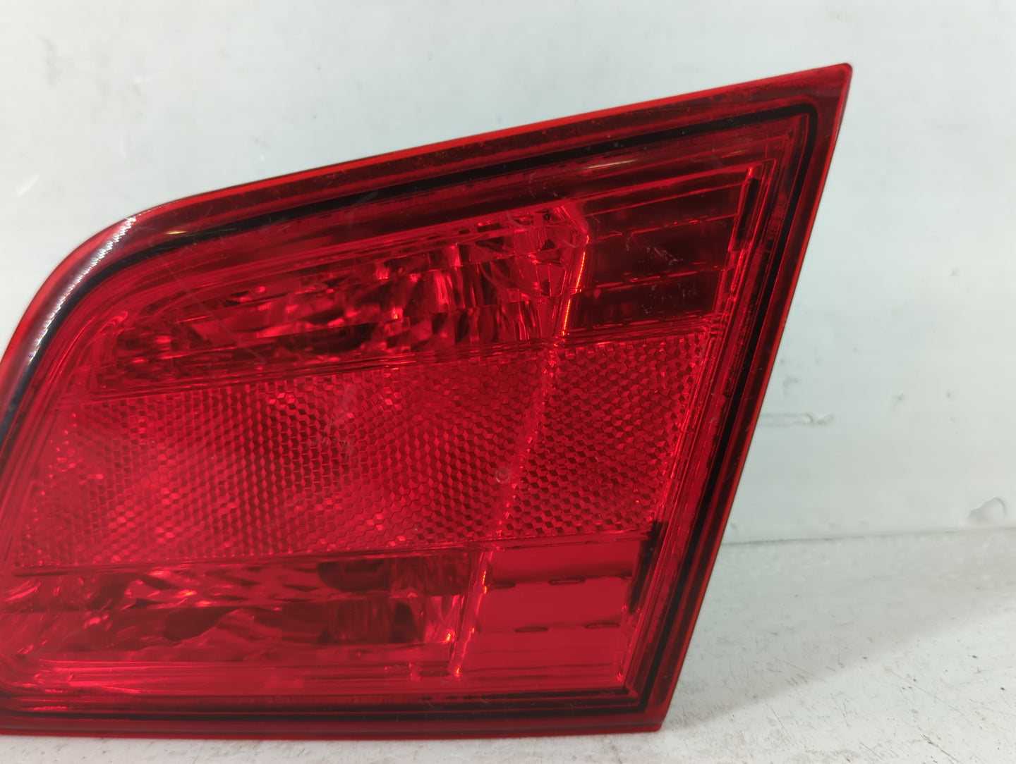 2009-2015 Nissan Rogue Tail Light Assembly Driver Left OEM P/N:2PA 946 099 Fits Fits 2009 2010 2011 2012 2013 2014 2015 OEM 