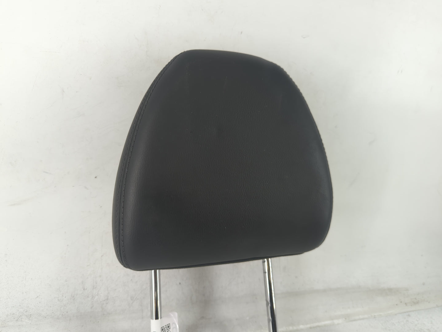 2015 Nissan Rogue Headrest Head Rest Front Driver Passenger Seat Fits OEM Used Auto Parts - Oemusedautoparts1.com