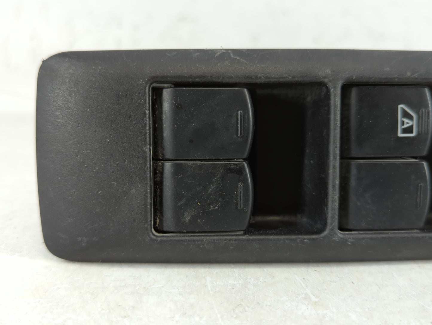 2015 Nissan Rogue Master Power Window Switch Replacement Driver Side Left Fits OEM Used Auto Parts - Oemusedautoparts1.com