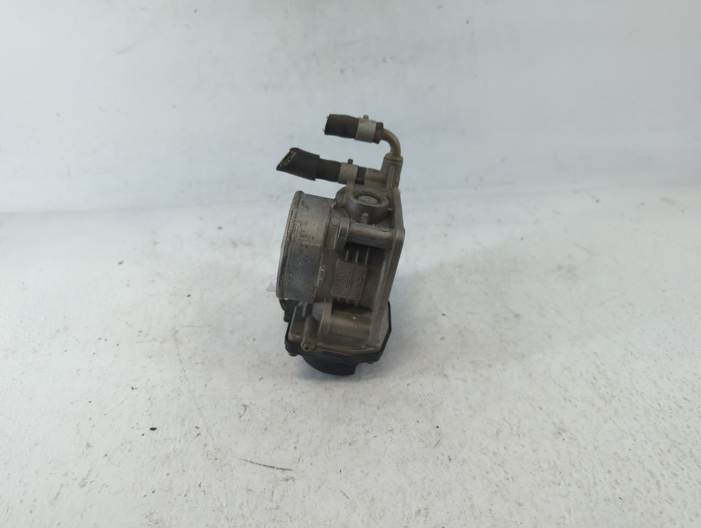 2011-2015 Nissan Rogue Throttle Body P/N:RME60-15 Fits Fits 2011 2012 2013 2014 2015 OEM Used Auto Parts - Oemusedautoparts1