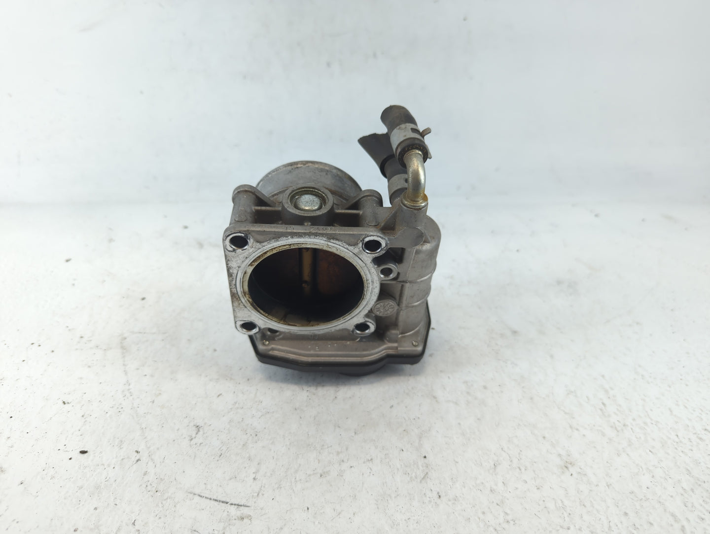 2011-2015 Nissan Rogue Throttle Body P/N:RME60-15 Fits Fits 2011 2012 2013 2014 2015 OEM Used Auto Parts - Oemusedautoparts1