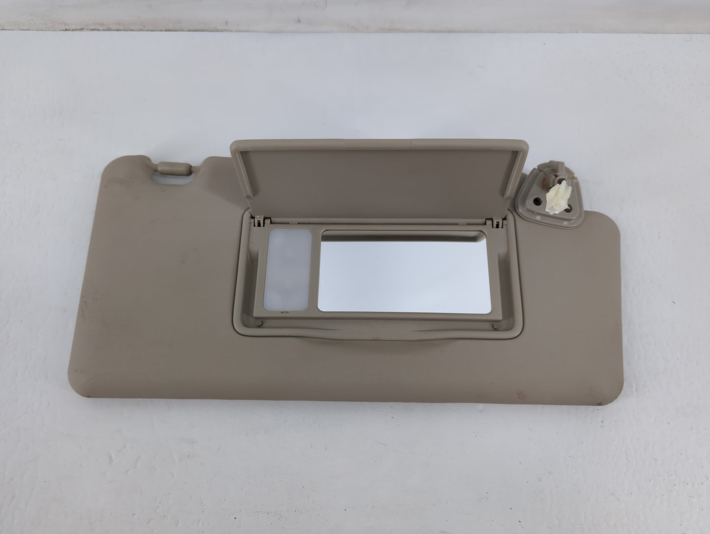 2008-2015 Nissan Rogue Sun Visor Shade Replacement Passenger Right Mirror Fits Fits 2008 2009 2010 2011 2012 2013 2014 2015 