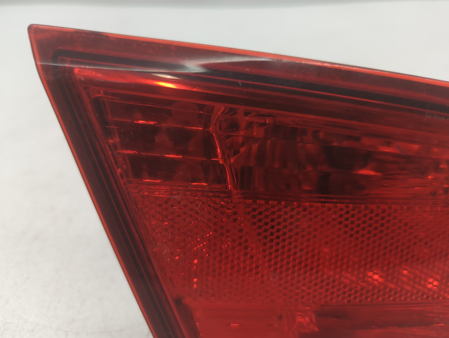 2009-2015 Nissan Rogue Tail Light Assembly Driver Left OEM P/N:2PA 946 099 Fits Fits 2009 2010 2011 2012 2013 2014 2015 OEM 