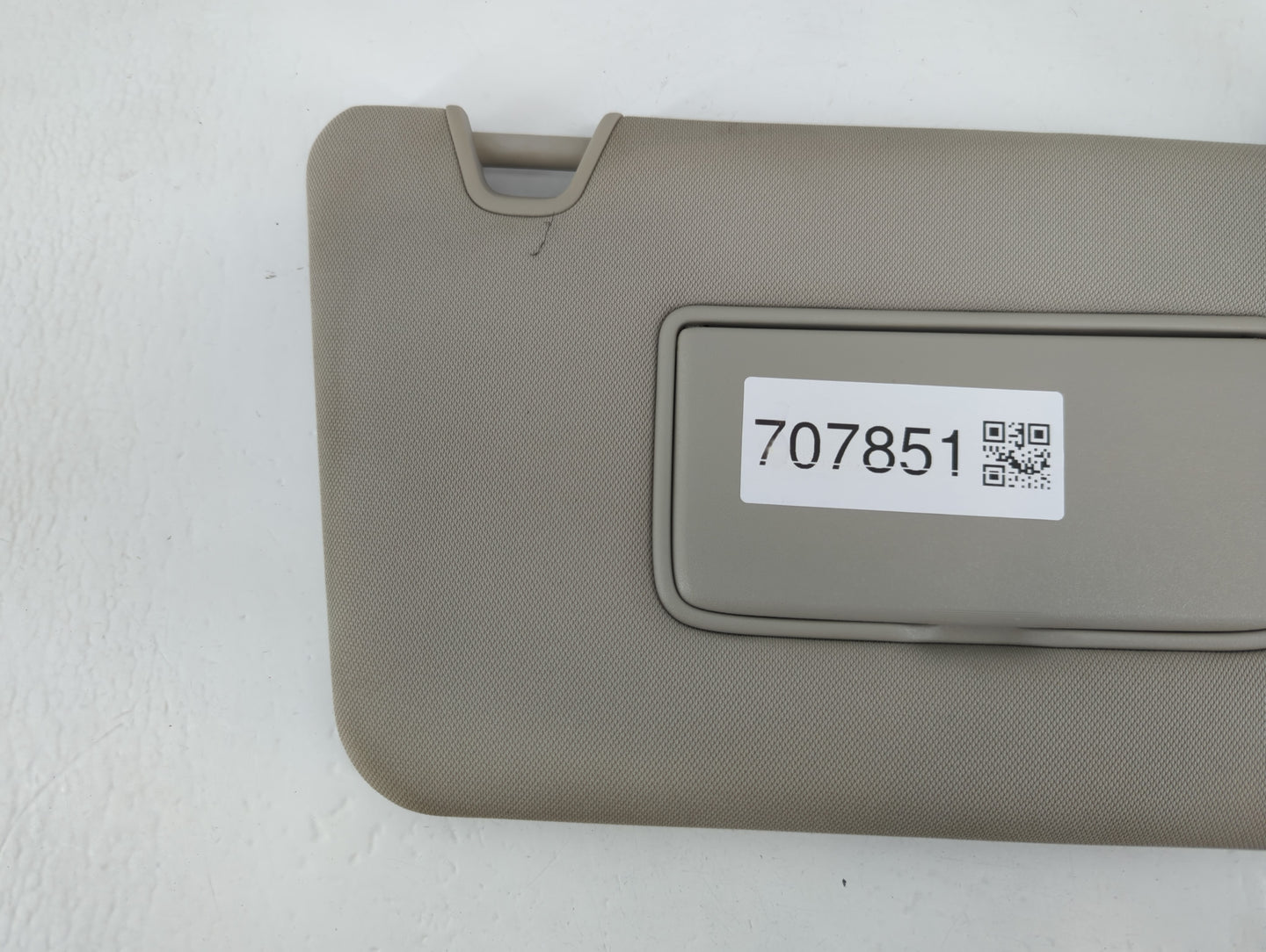 2014-2017 Nissan Rogue Sun Visor Shade Replacement Passenger Right Mirror Fits Fits 2014 2015 2016 2017 OEM Used Auto Parts 