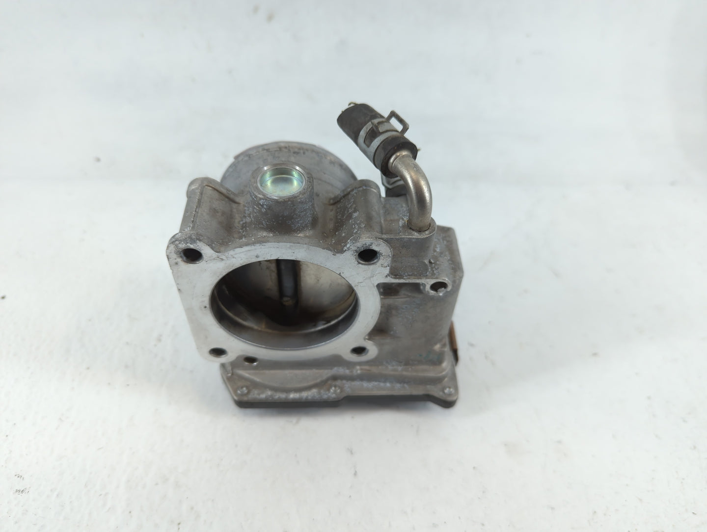2014-2020 Nissan Rogue Throttle Body P/N:01667 4L13, 3TA60-01 A Fits Fits 2013 2014 2015 2016 2017 2018 2019 2020 OEM Used A