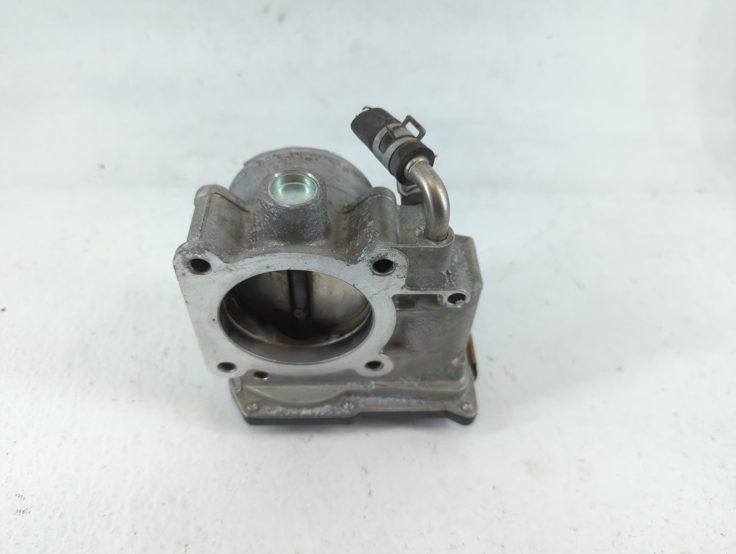 2014-2020 Nissan Rogue Throttle Body P/N:01667 4L13, 3TA60-01 A Fits Fits 2013 2014 2015 2016 2017 2018 2019 2020 OEM Used A