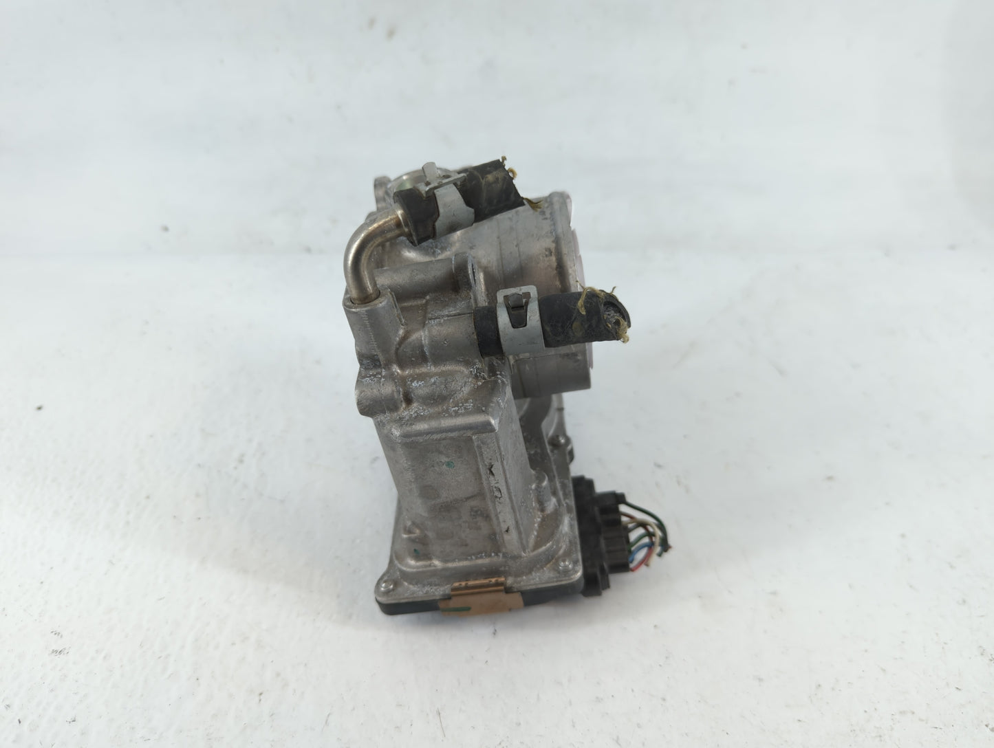 2014-2020 Nissan Rogue Throttle Body P/N:01667 4L13, 3TA60-01 A Fits Fits 2013 2014 2015 2016 2017 2018 2019 2020 OEM Used A