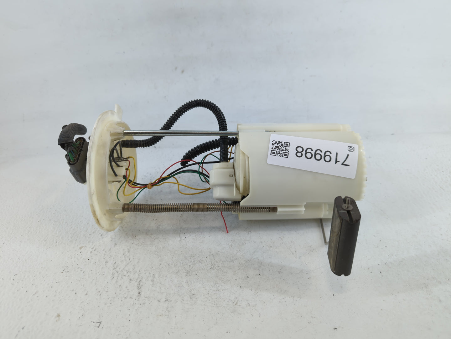 2014-2020 Nissan Rogue Electrical Gas Fuel Pump Assembly - Oemusedautoparts1.com