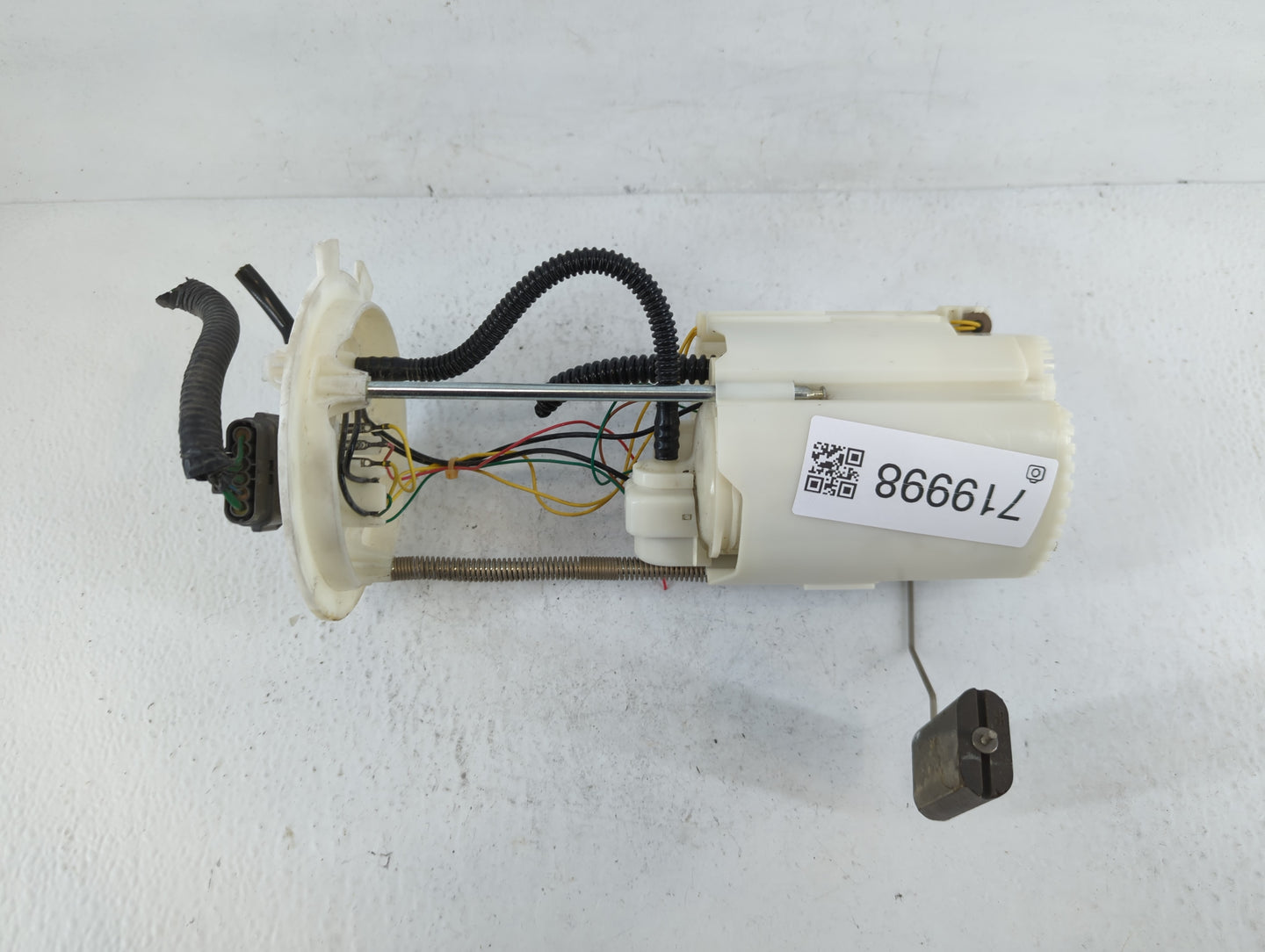 2014-2020 Nissan Rogue Electrical Gas Fuel Pump Assembly - Oemusedautoparts1.com