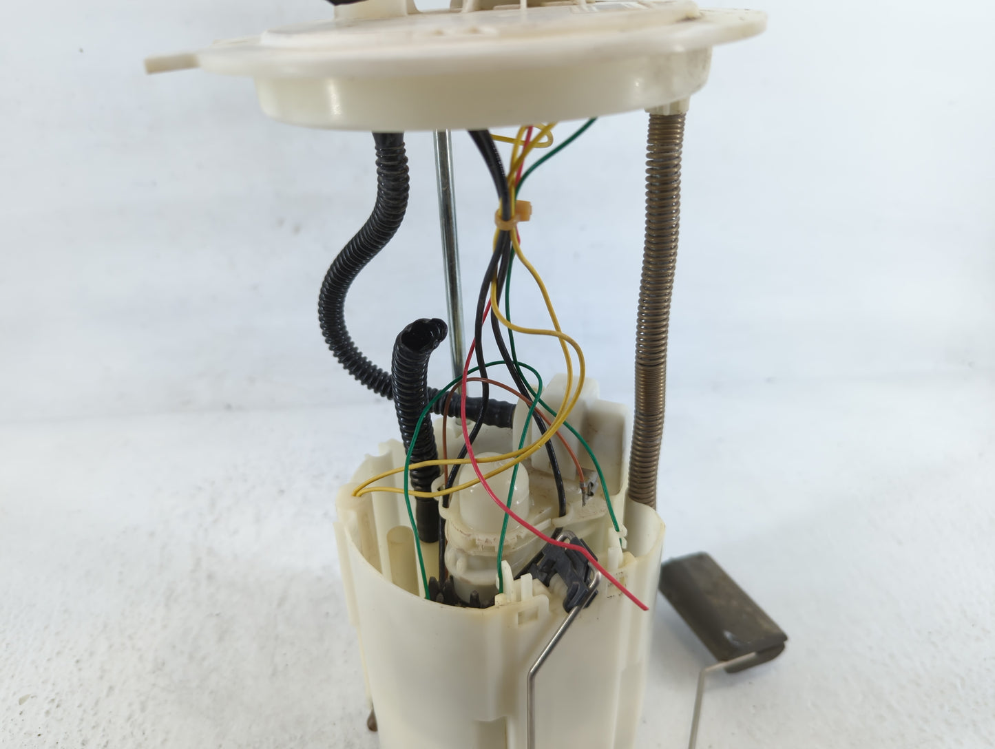 2014-2020 Nissan Rogue Electrical Gas Fuel Pump Assembly - Oemusedautoparts1.com