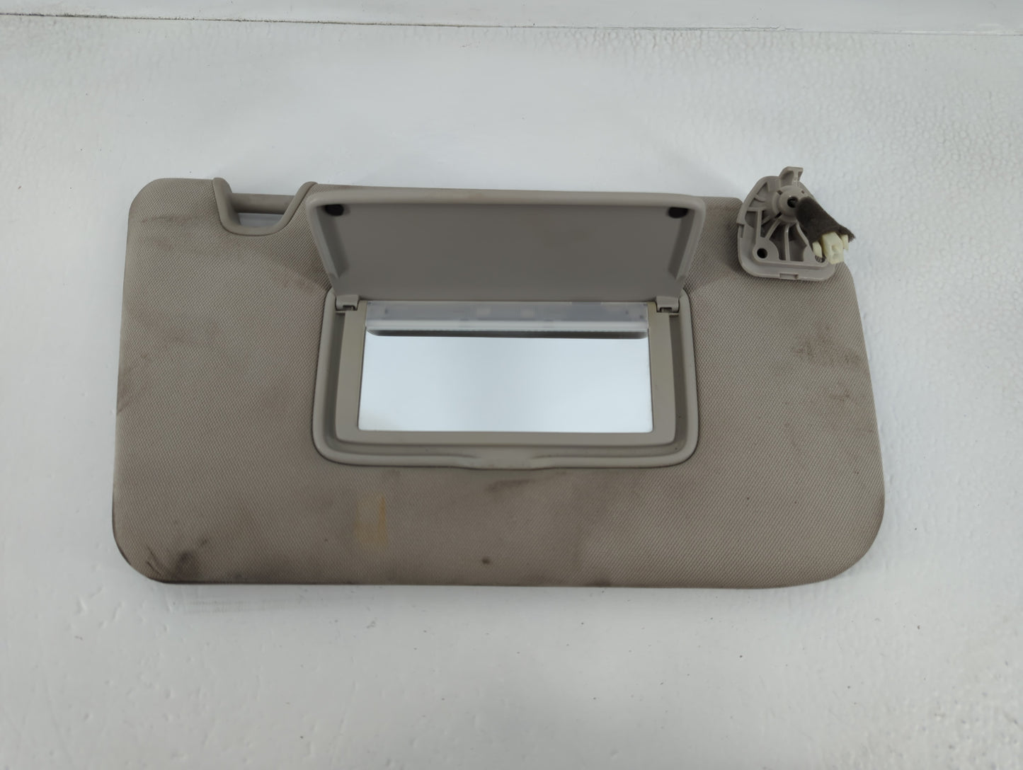2008-2015 Nissan Rogue Sun Visor Shade Replacement Passenger Right Mirror Fits Fits 2008 2009 2010 2011 2012 2013 2014 2015 
