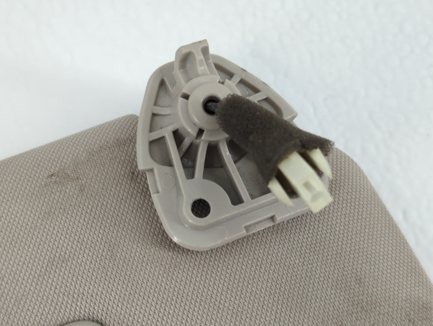 2008-2015 Nissan Rogue Sun Visor Shade Replacement Passenger Right Mirror Fits Fits 2008 2009 2010 2011 2012 2013 2014 2015 