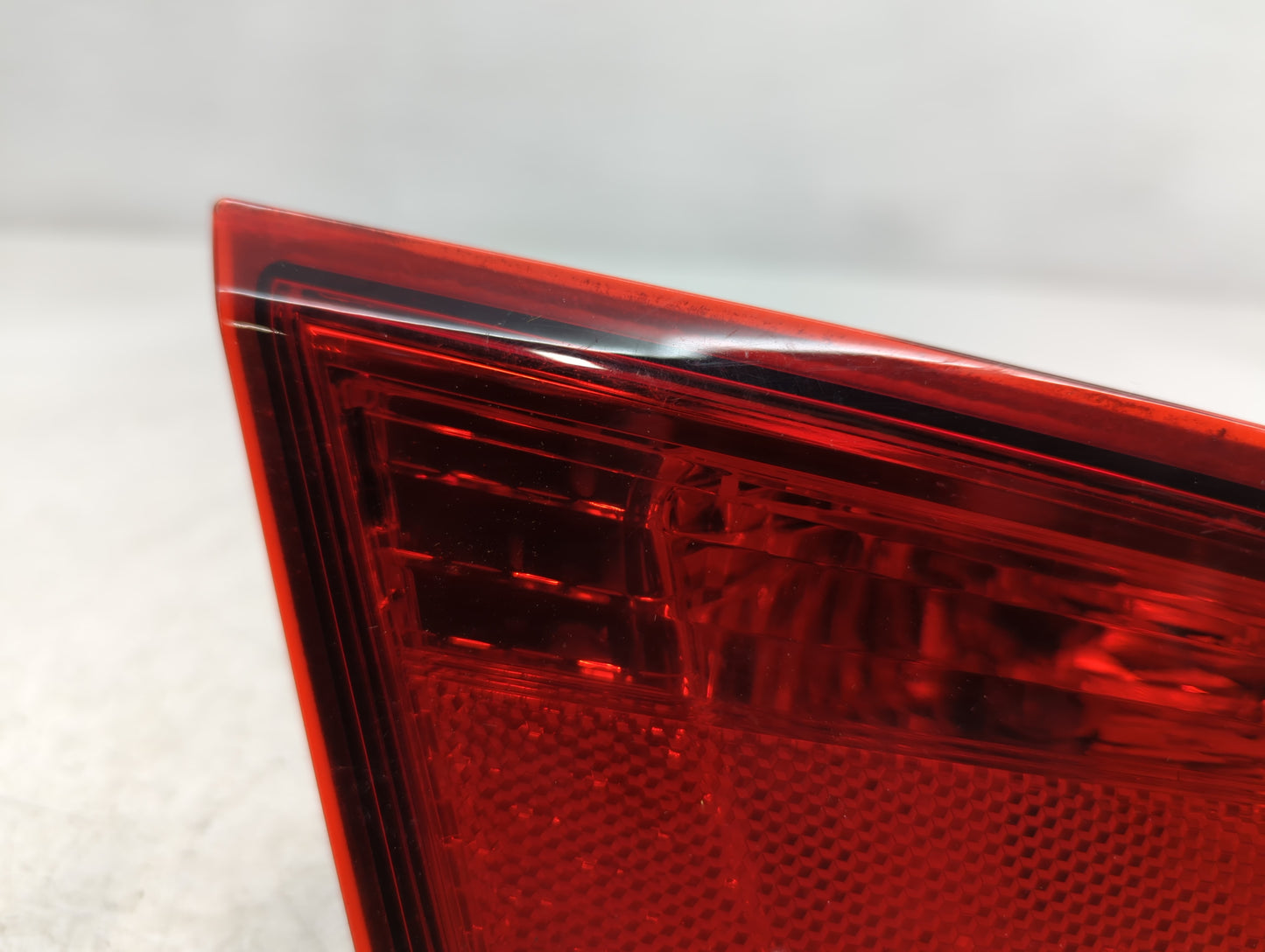 2008-2015 Nissan Rogue Tail Light Assembly Driver Left OEM P/N:2PA 946 099 Fits Fits 2008 2009 2010 2011 2012 2013 2014 2015
