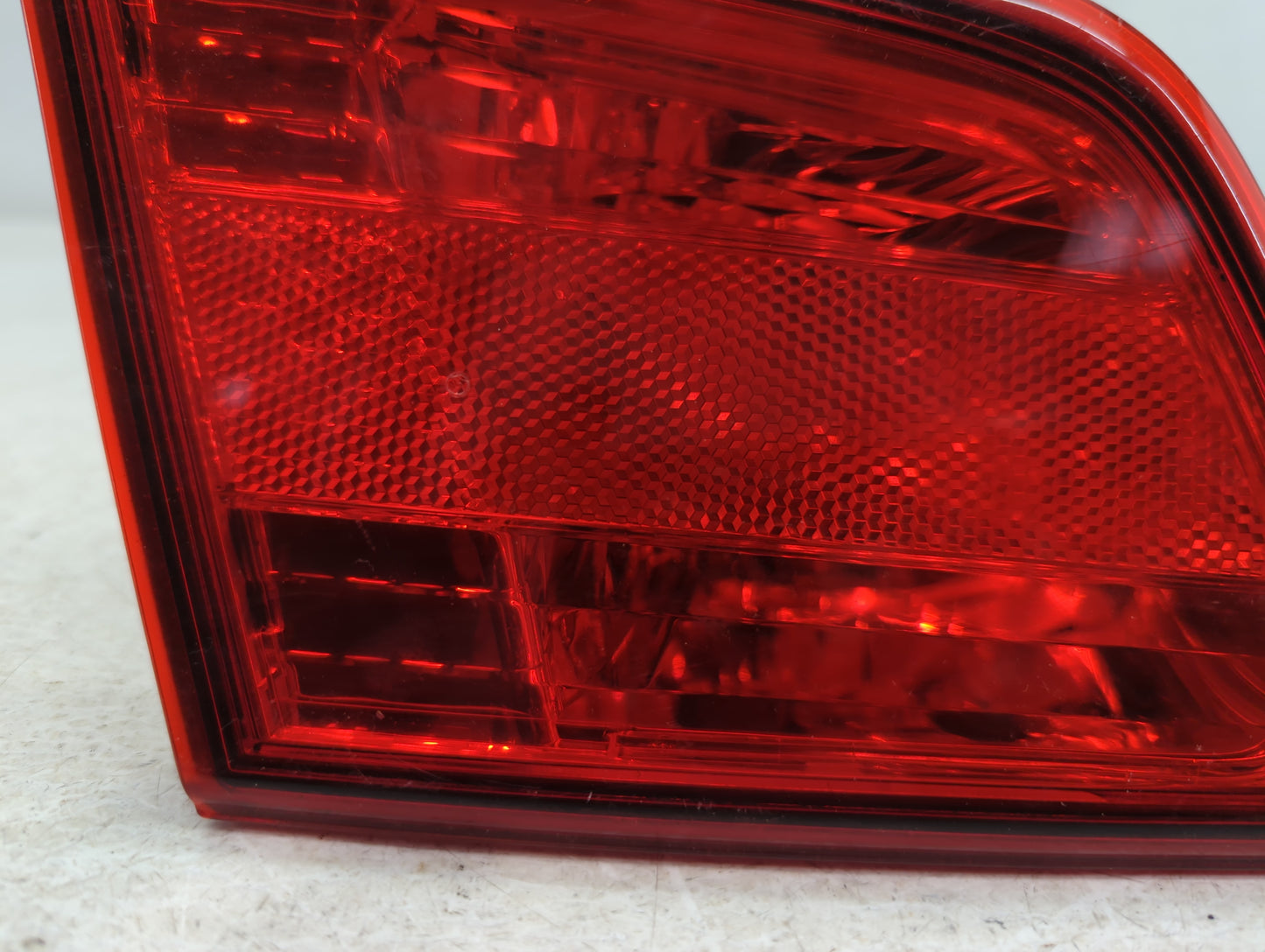 2008-2015 Nissan Rogue Tail Light Assembly Driver Left OEM P/N:2PA 946 099 Fits Fits 2008 2009 2010 2011 2012 2013 2014 2015