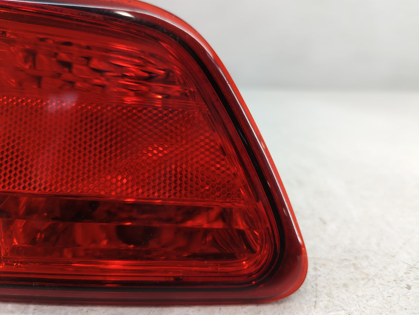 2008-2015 Nissan Rogue Tail Light Assembly Driver Left OEM P/N:2PA 946 099 Fits Fits 2008 2009 2010 2011 2012 2013 2014 2015