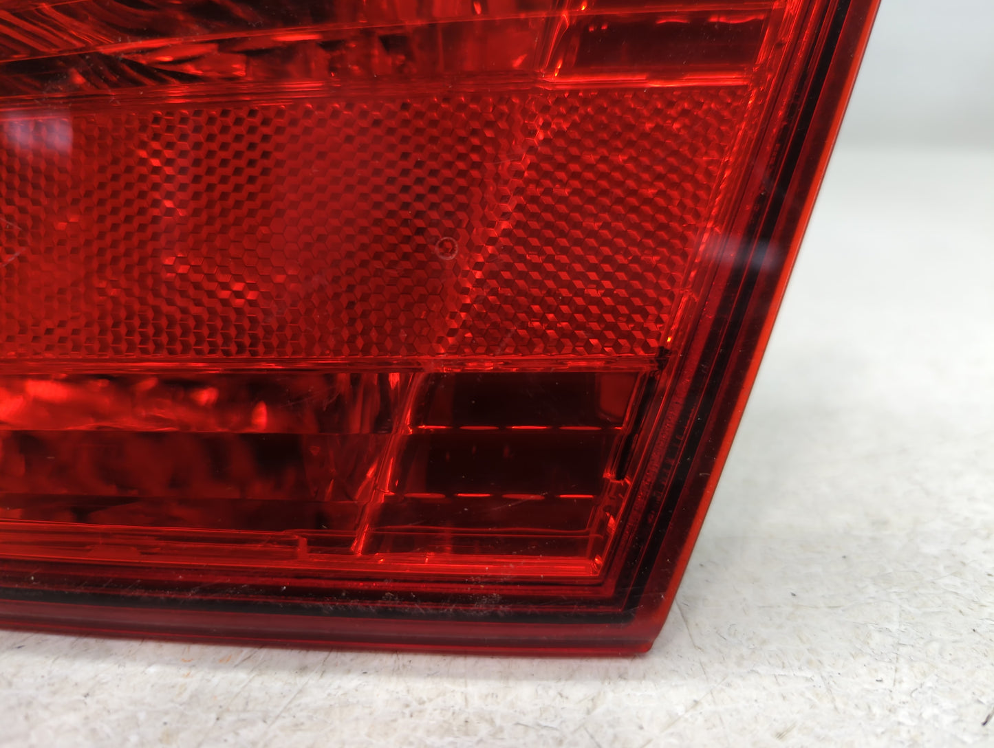 2008-2015 Nissan Rogue Tail Light Assembly Passenger Right OEM P/N:2PA 946 099 Fits Fits 2008 2009 2010 2011 2012 2013 2014 