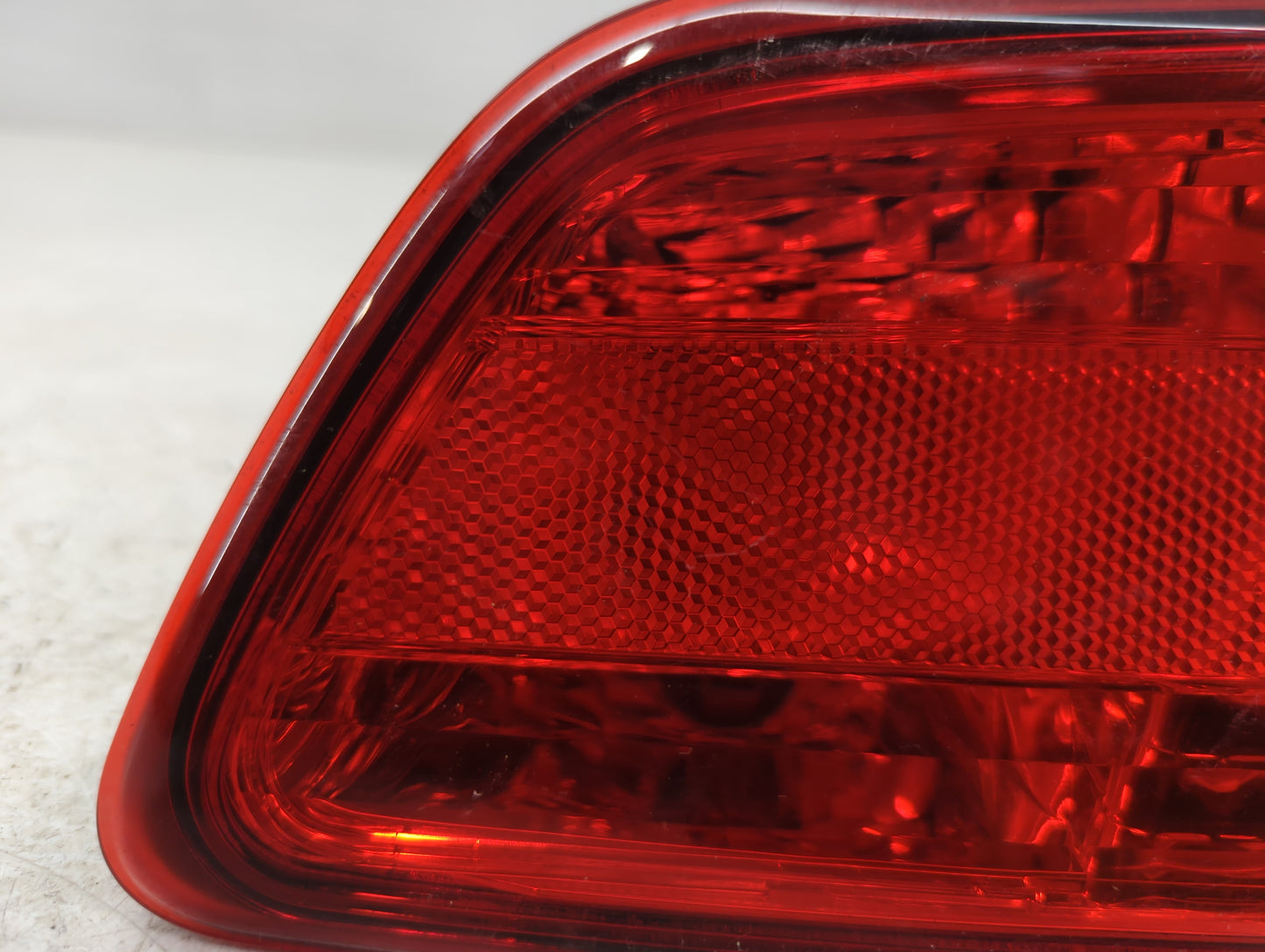 2008-2015 Nissan Rogue Tail Light Assembly Passenger Right OEM P/N:2PA 946 099 Fits Fits 2008 2009 2010 2011 2012 2013 2014 