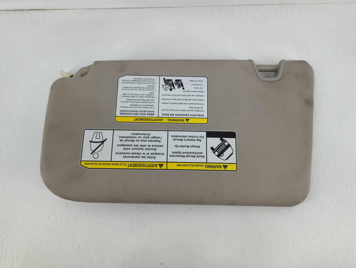 2014-2017 Nissan Rogue Sun Visor Shade Replacement Passenger Right Mirror Fits Fits 2014 2015 2016 2017 OEM Used Auto Parts 