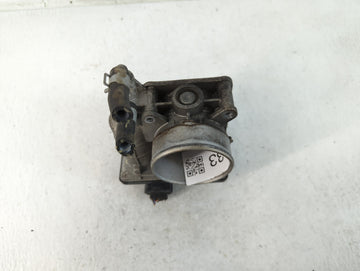 2011-2015 Nissan Rogue Throttle Body P/N:RME60-15 Fits Fits 2011 2012 2013 2014 2015 OEM Used Auto Parts