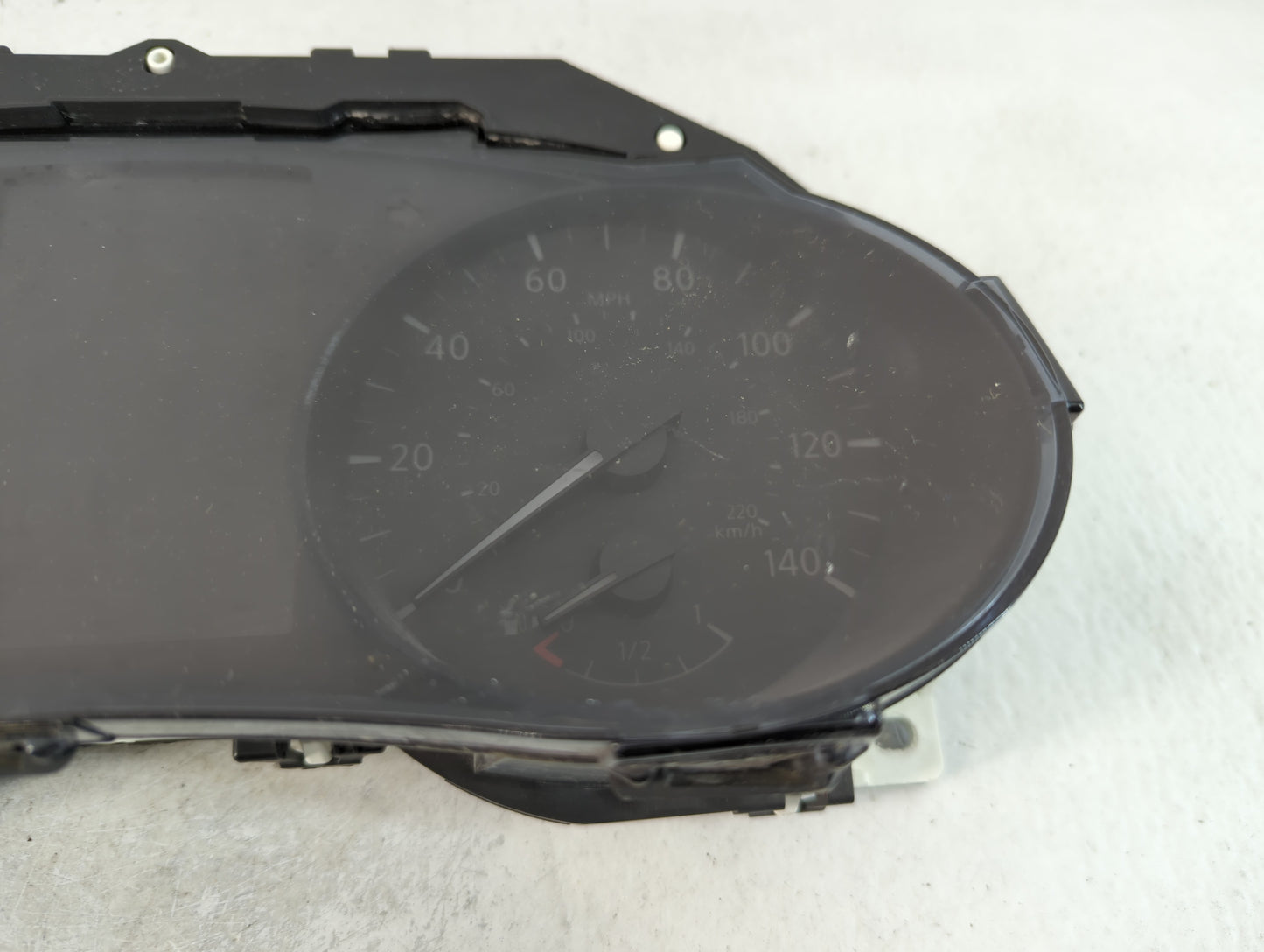 2014-2015 Nissan Rogue Instrument Cluster Speedometer Gauges P/N:24810 1VX5C Fits Fits 2014 2015 OEM Used Auto Parts - Oemus