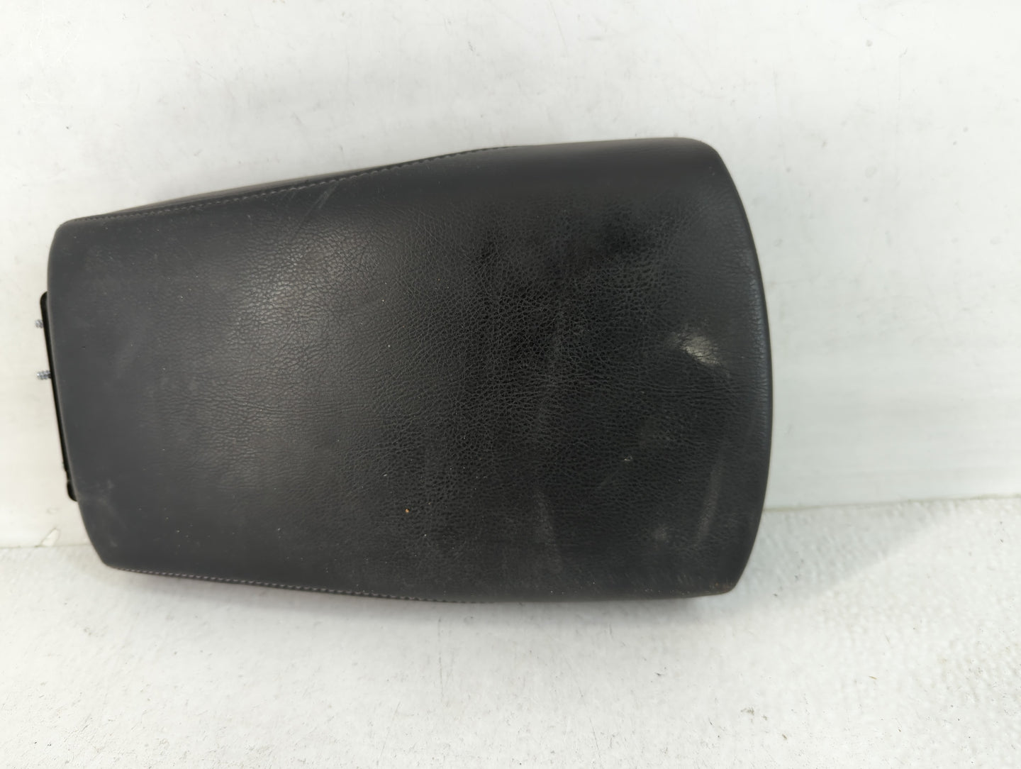 2015 Nissan Rogue Center Console Armrest Cover Lid Fits OEM Used Auto Parts - Oemusedautoparts1.com