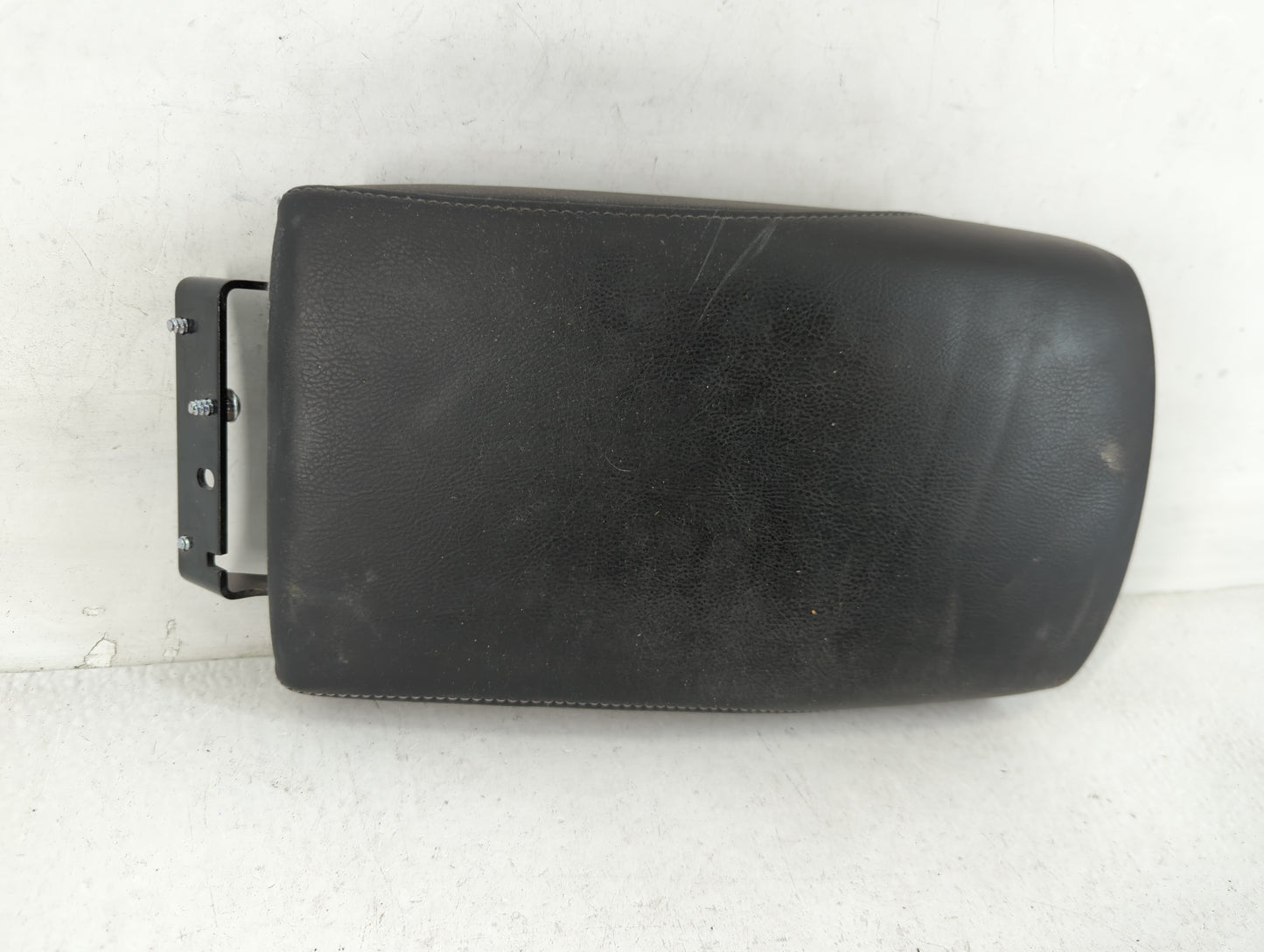 2015 Nissan Rogue Center Console Armrest Cover Lid Fits OEM Used Auto Parts - Oemusedautoparts1.com