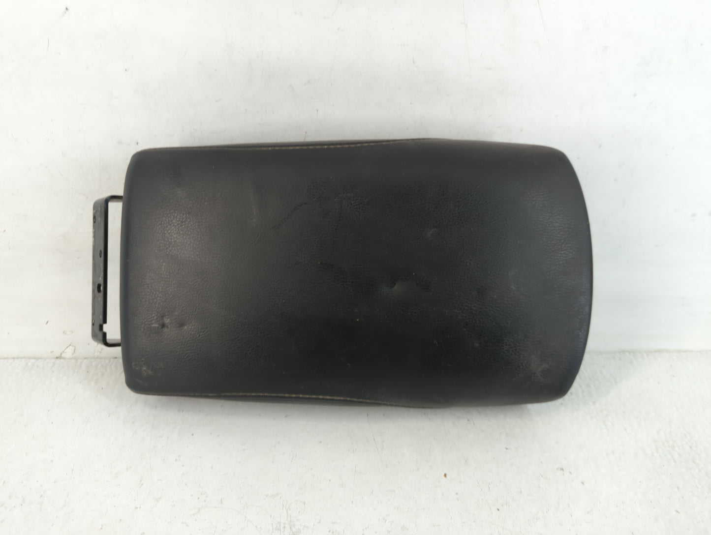 2015 Nissan Rogue Center Console Armrest Cover Lid Fits OEM Used Auto Parts - Oemusedautoparts1.com