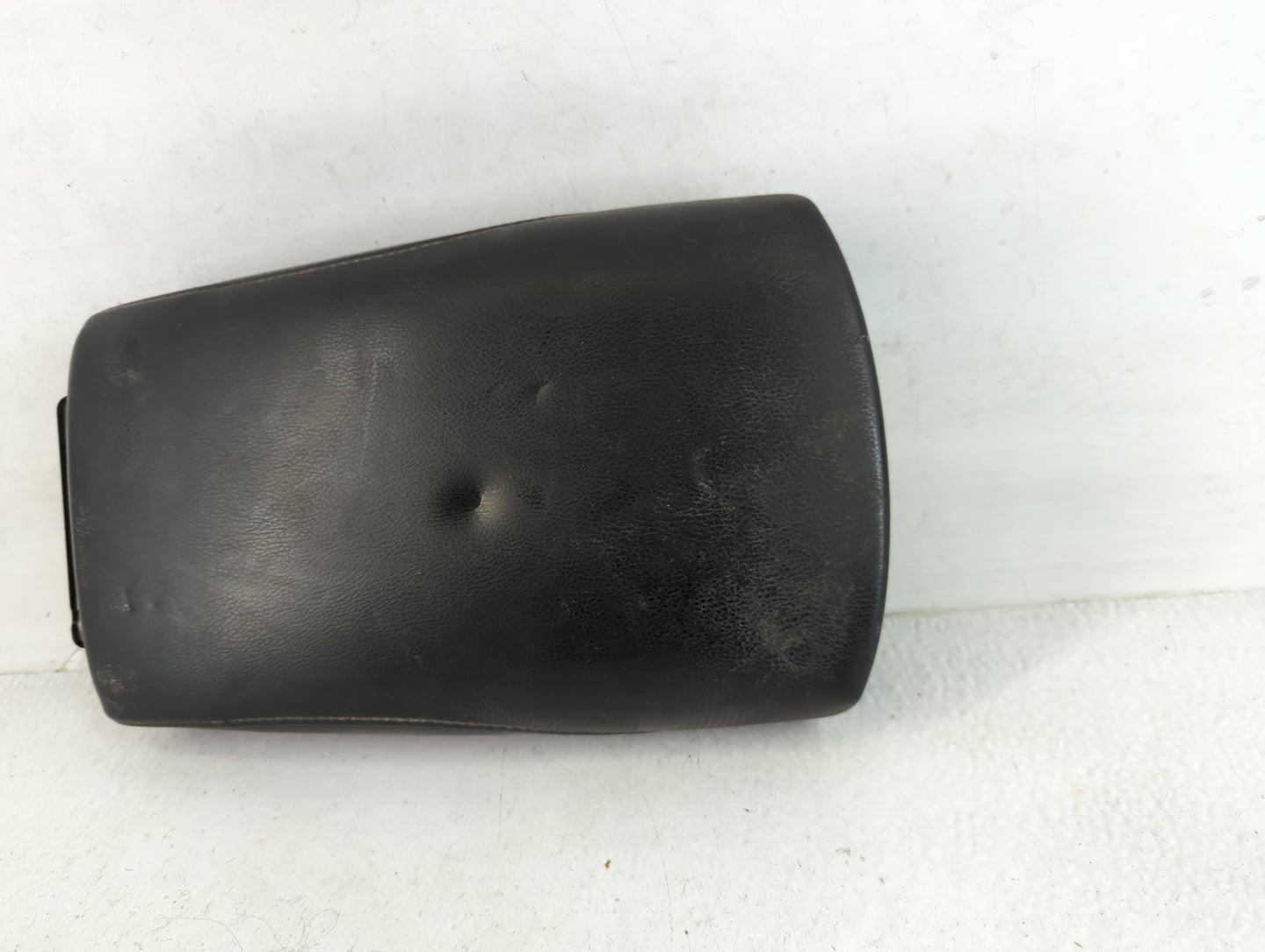2015 Nissan Rogue Center Console Armrest Cover Lid Fits OEM Used Auto Parts - Oemusedautoparts1.com