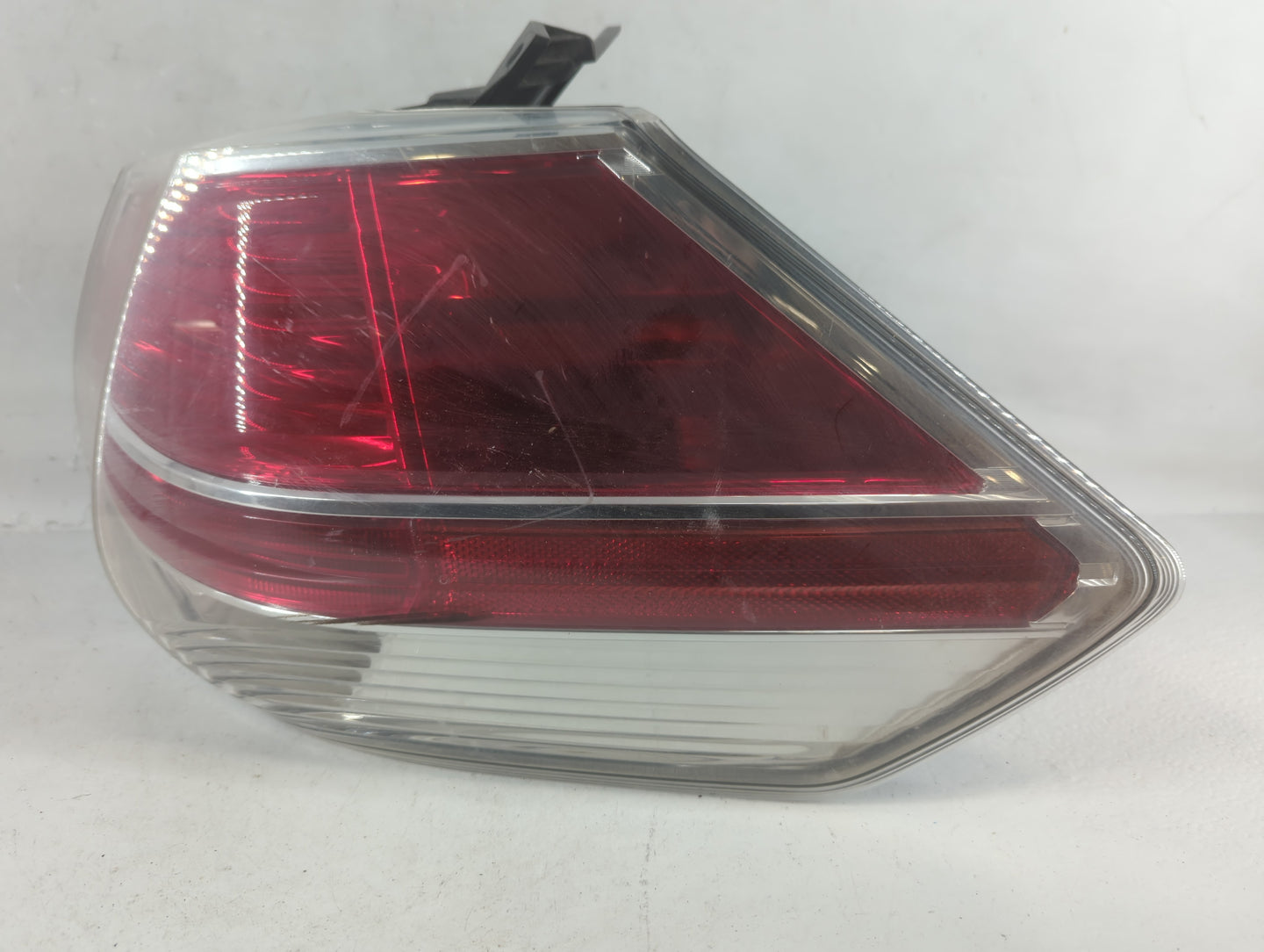 2015 Nissan Rogue Tail Light Assembly Driver Left OEM Fits OEM Used Auto Parts - Oemusedautoparts1.com