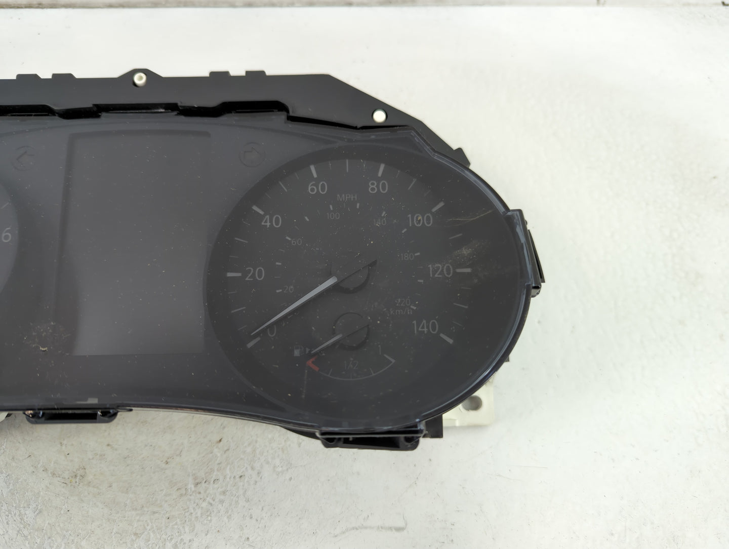 2015 Nissan Rogue Instrument Cluster Speedometer Gauges P/N:5HA3A/XXTV Fits OEM Used Auto Parts - Oemusedautoparts1.com