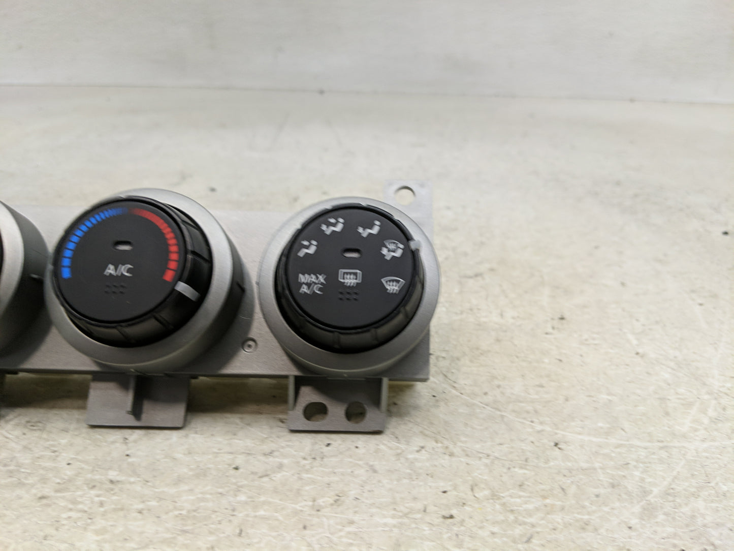 2011-2015 Nissan Rogue Climate Control Module Temperature AC/Heater Replacement P/N:27500 1VL0C Fits Fits 2011 2012 2013 201