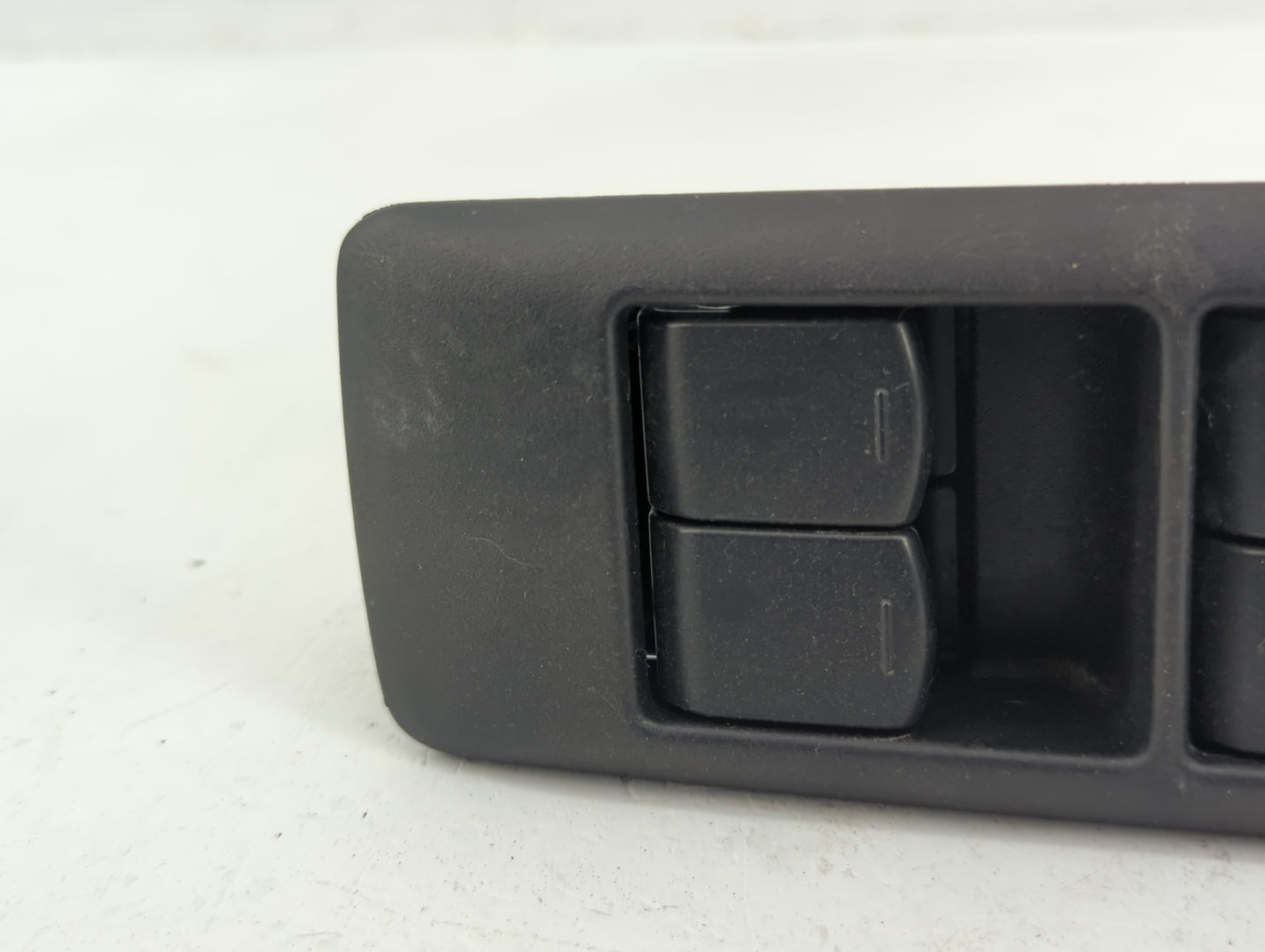 2015 Nissan Rogue Master Power Window Switch Replacement Driver Side Left Fits OEM Used Auto Parts - Oemusedautoparts1.com