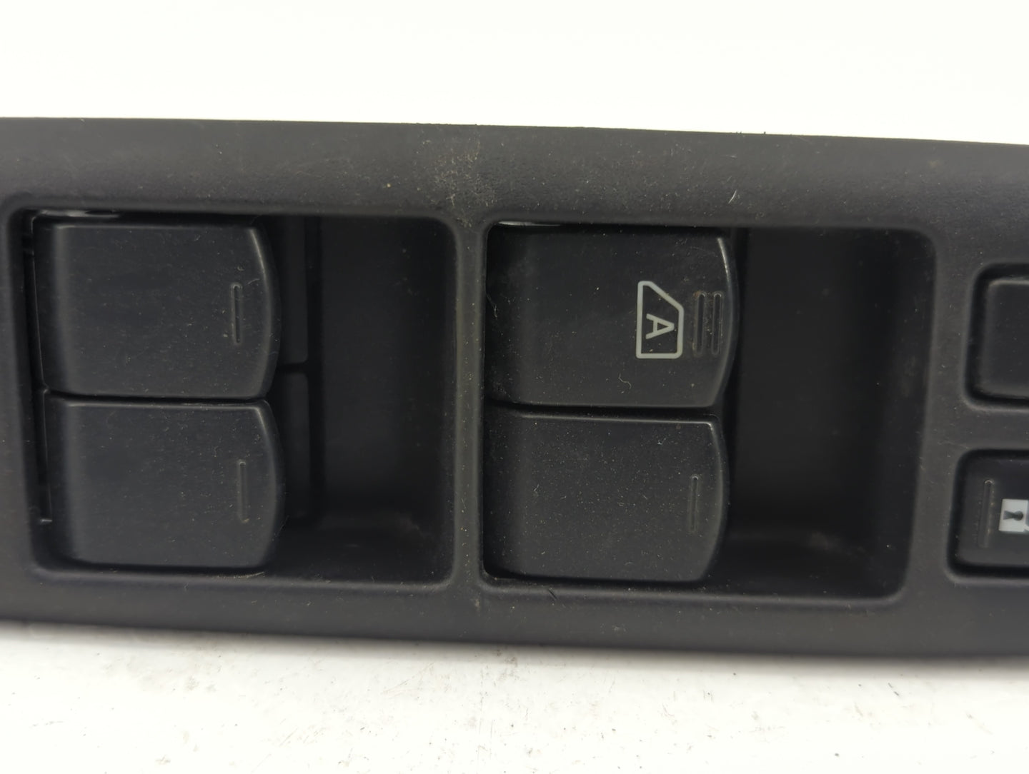 2015 Nissan Rogue Master Power Window Switch Replacement Driver Side Left Fits OEM Used Auto Parts - Oemusedautoparts1.com