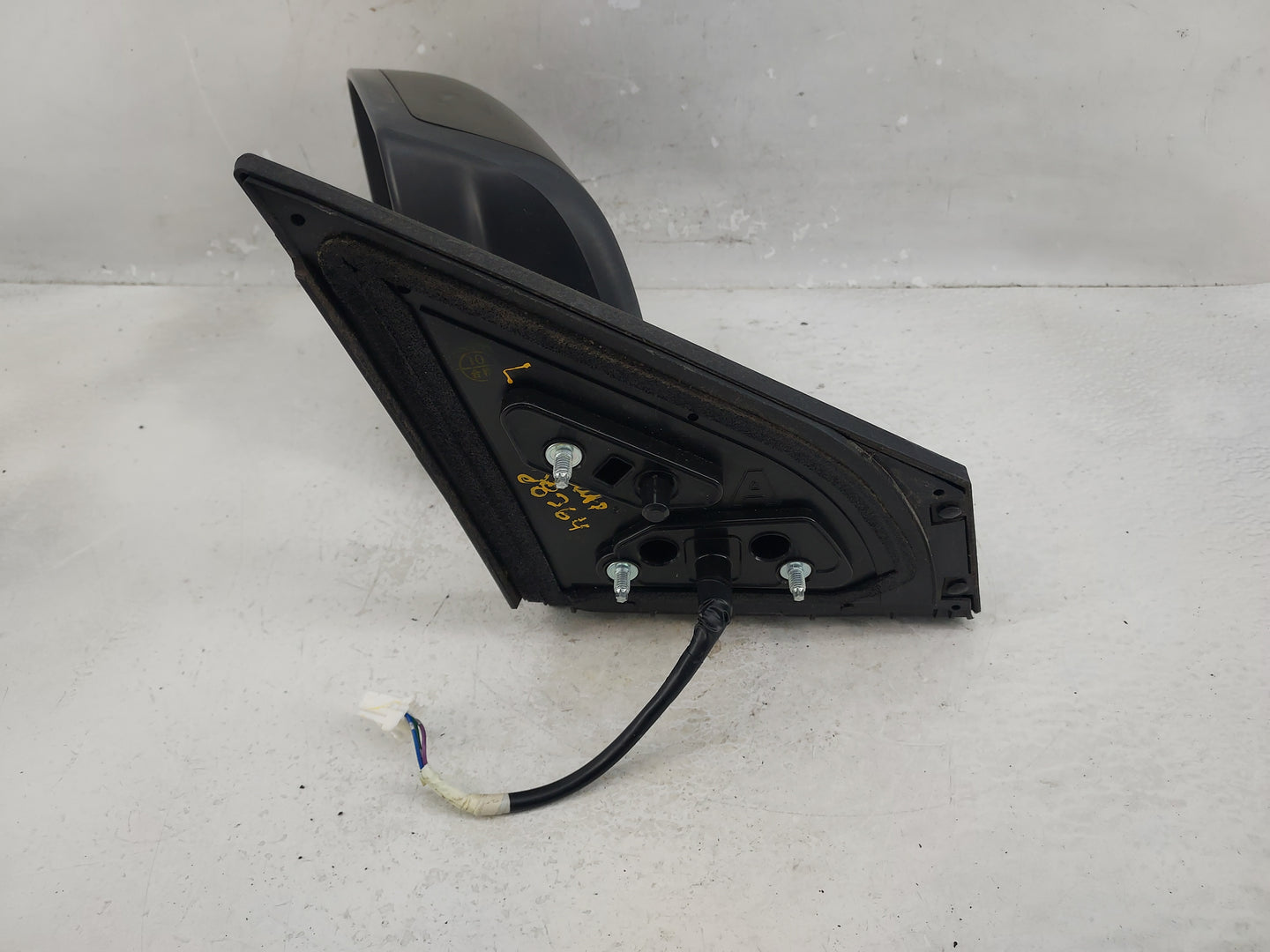 2015 Nissan Rogue Driver Side View Mirror - Left Door Mirror OEM Used - Oemusedautoparts1.com