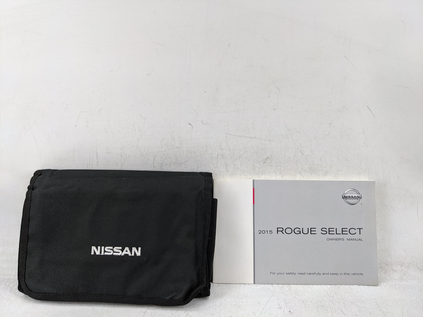 2015 Nissan Rogue Select Owners Manual Book Guide P/N:OM15E00S35U0 OEM Used Auto Parts - Oemusedautoparts1.com