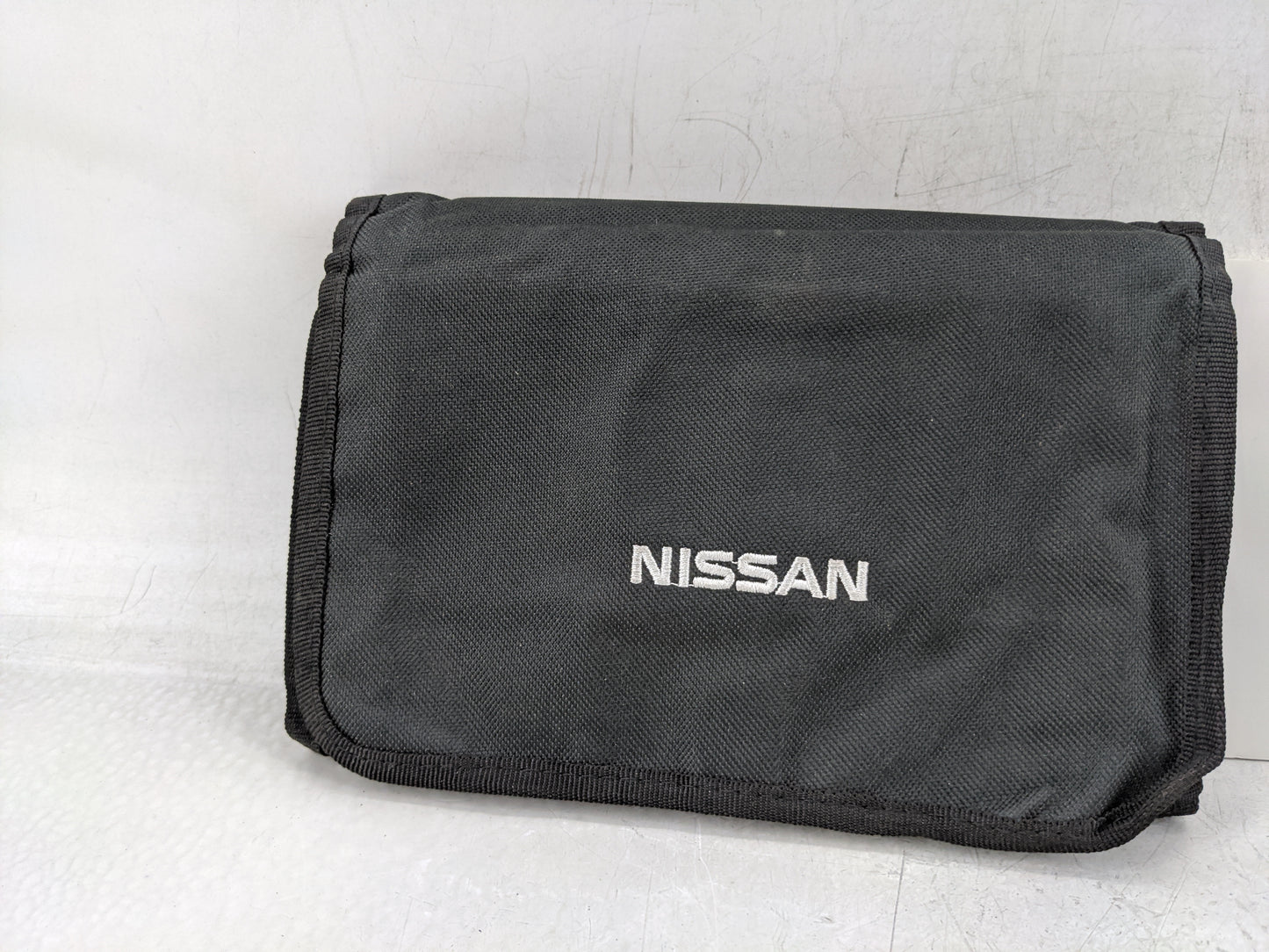 2015 Nissan Rogue Select Owners Manual Book Guide P/N:OM15E00S35U0 OEM Used Auto Parts - Oemusedautoparts1.com