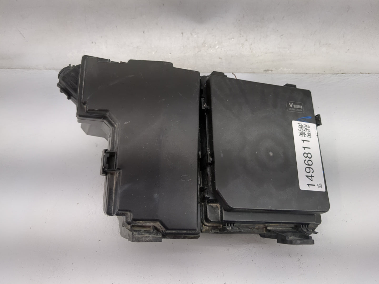2015 Nissan Rogue Select Fusebox Fuse Box Panel Relay Module P/N:284B6 JG03A Fits Fits 2012 2013 2014 OEM Used Auto Parts - 