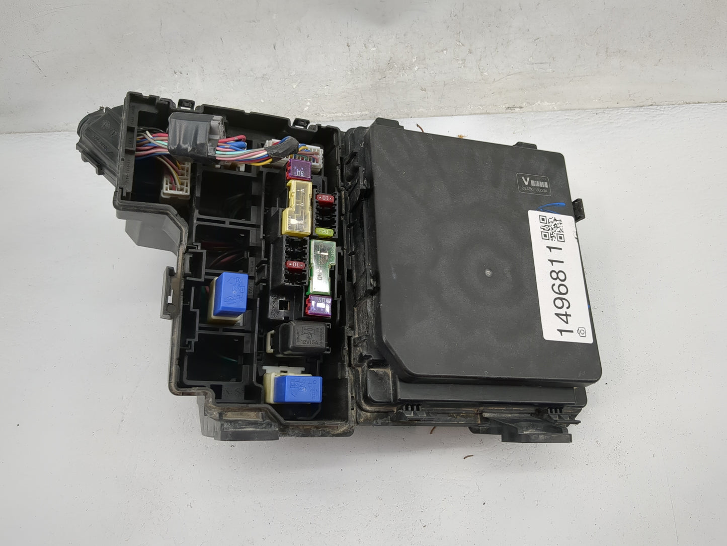 2015 Nissan Rogue Select Fusebox Fuse Box Panel Relay Module P/N:284B6 JG03A Fits Fits 2012 2013 2014 OEM Used Auto Parts - 