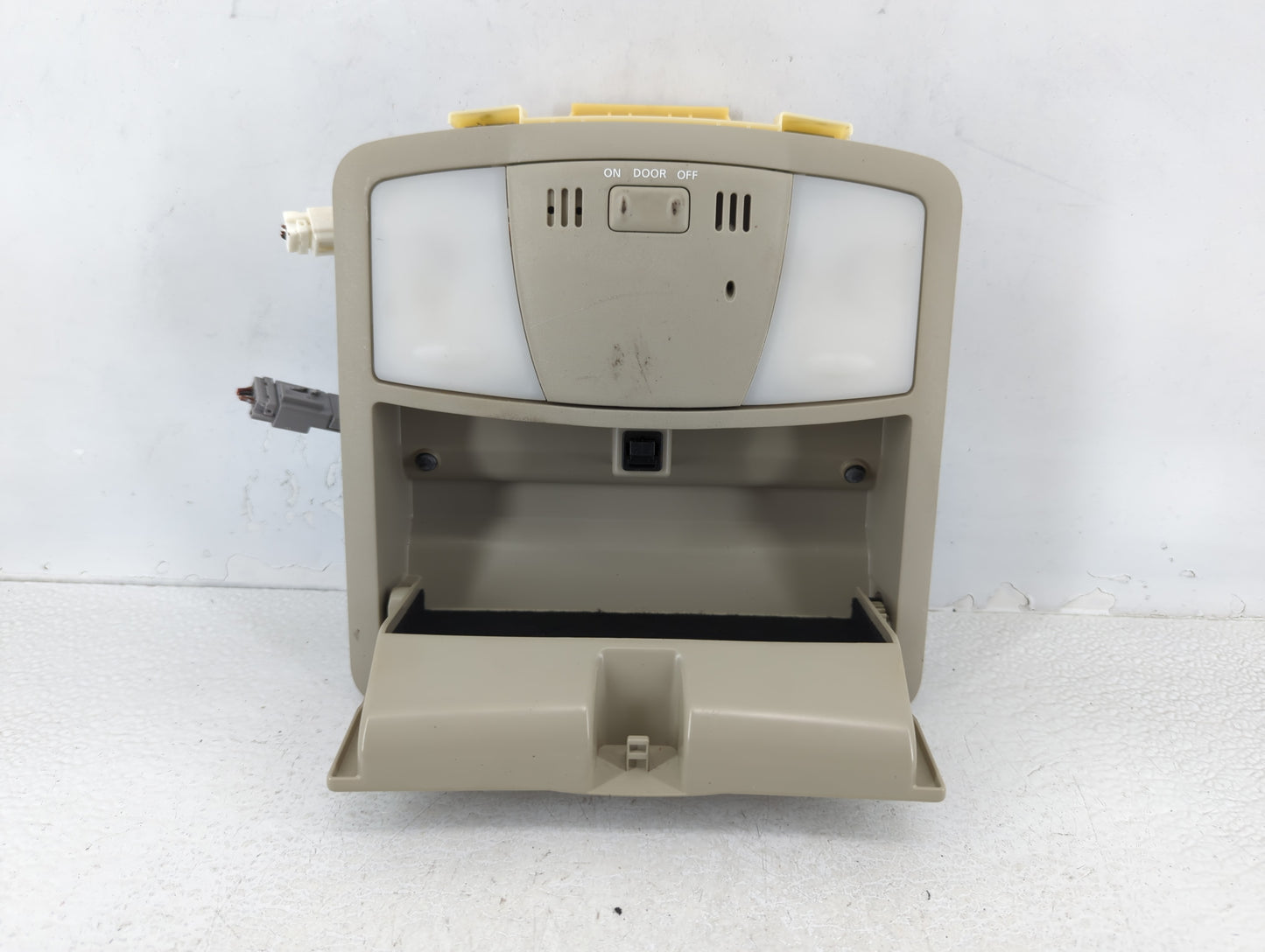 2015 Nissan Rogue Select Overhead Roof Console - Oemusedautoparts1.com