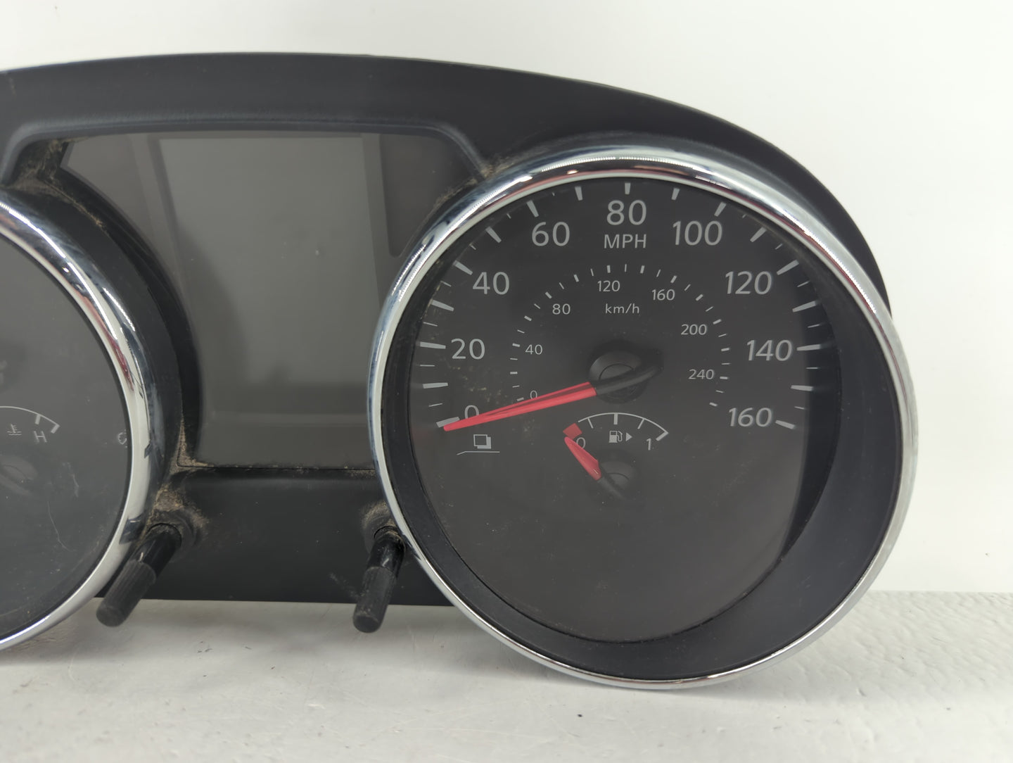 2015 Nissan Rogue Select Instrument Cluster Speedometer Gauges P/N:24810 1VX5C Fits Fits 2012 2013 2014 OEM Used Auto Parts 