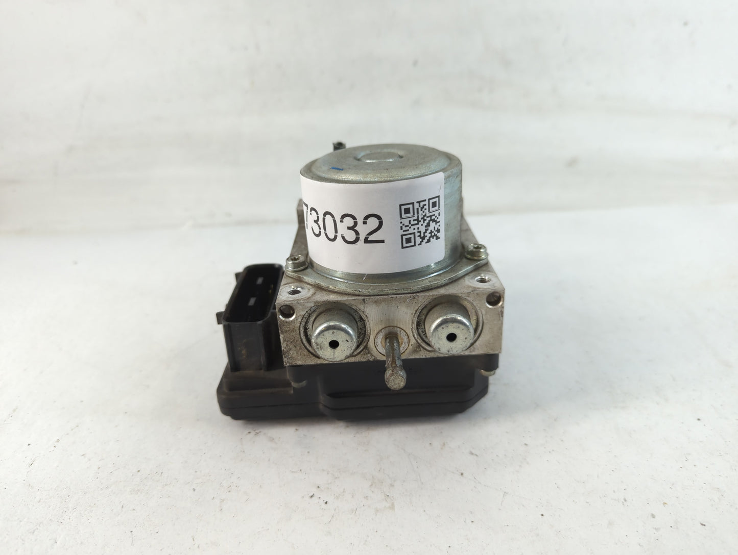 2015 Nissan Rogue Select Throttle Body P/N:TD8405 Fits OEM Used Auto Parts - Oemusedautoparts1.com