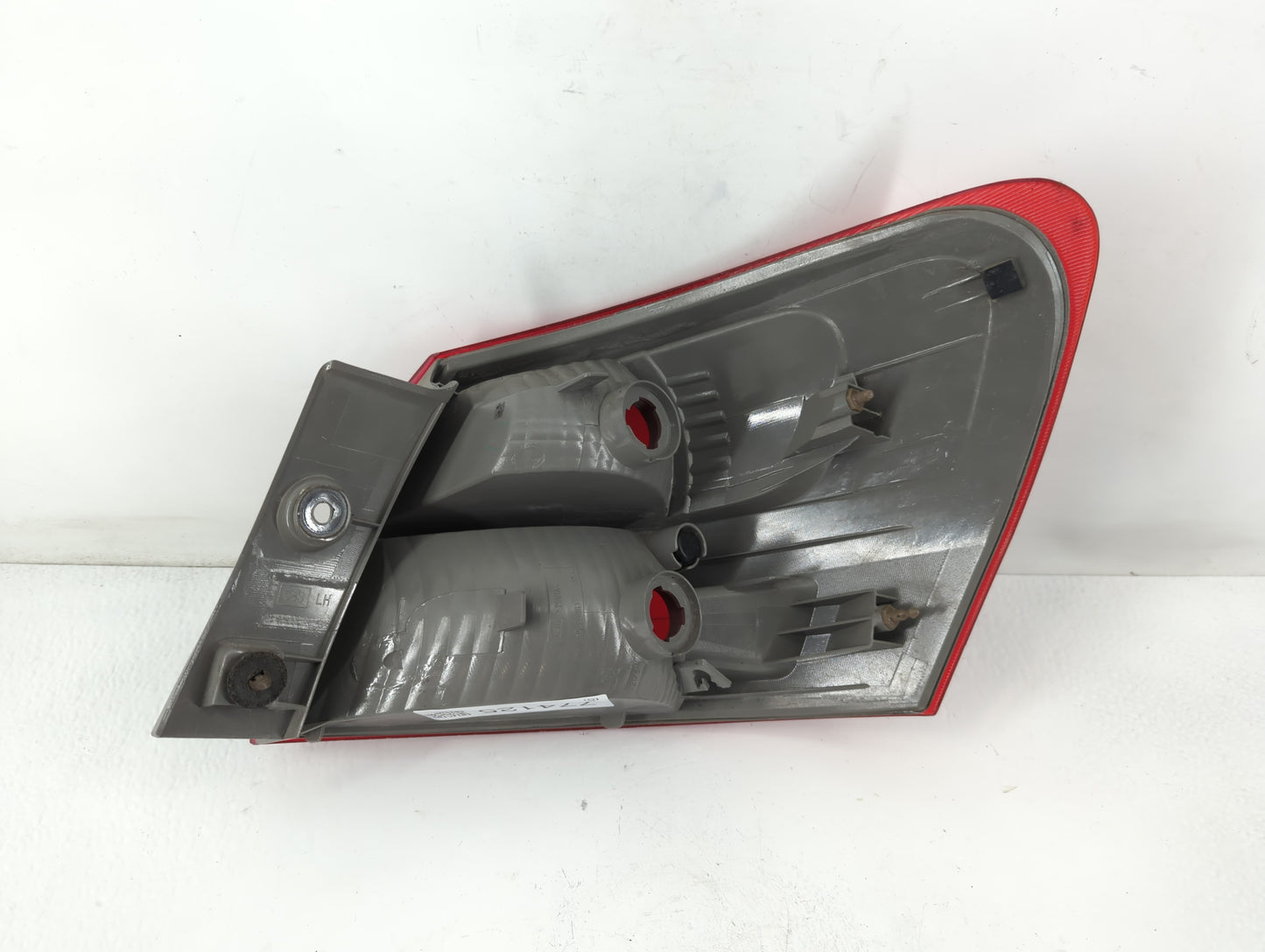 2015 Nissan Rogue Select Tail Light Assembly Passenger Right OEM Fits Fits 2008 2009 2010 2011 2012 2013 2014 OEM Used Auto 