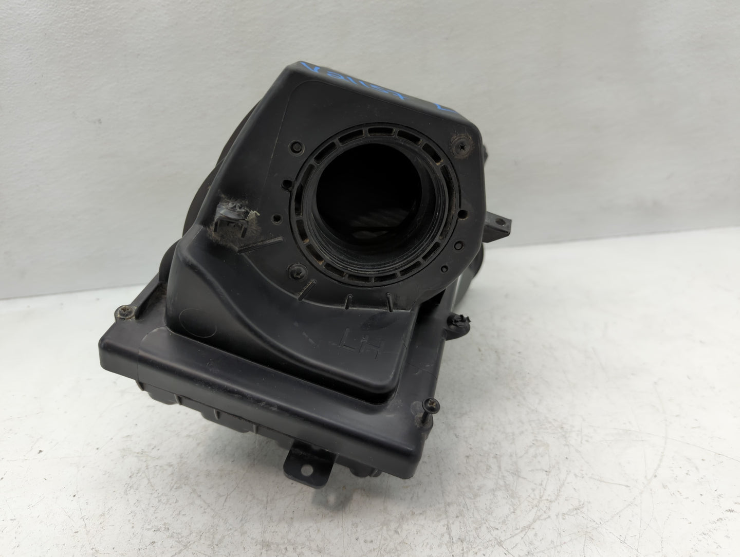 Nissan Rogue Sport Air Cleaner Intake-duct Hose Tube - Oemusedautoparts1.com