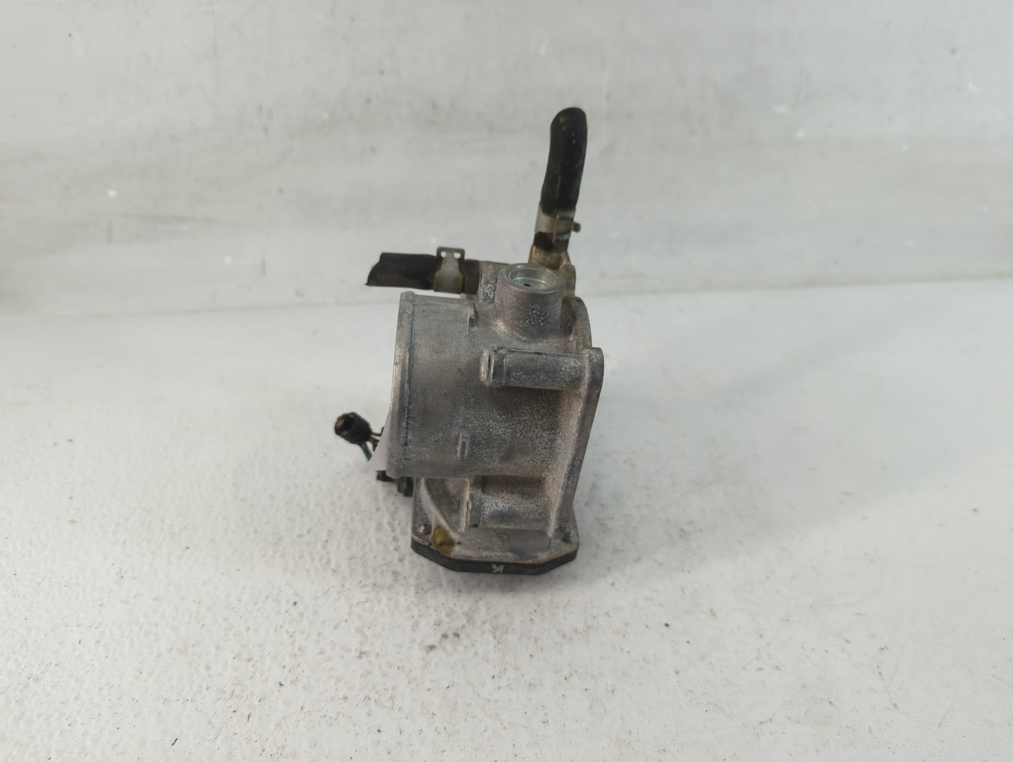2013-2019 Nissan Sentra Throttle Body P/N:3RA60-01 A Fits Fits 2013 2014 2015 2016 2017 2018 2019 OEM Used Auto Parts - Oemu