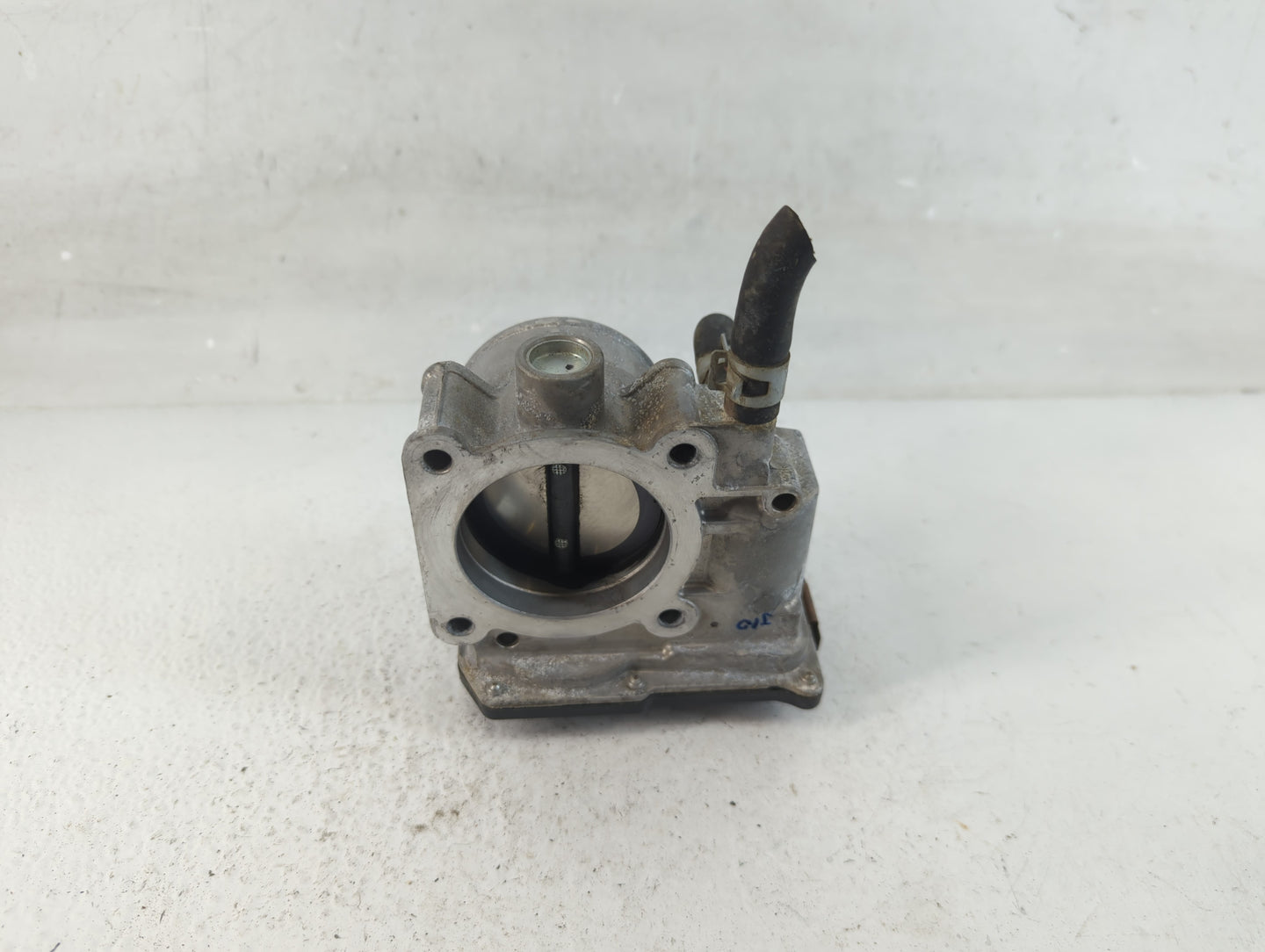 2013-2019 Nissan Sentra Throttle Body P/N:3RA60-01 A Fits Fits 2013 2014 2015 2016 2017 2018 2019 OEM Used Auto Parts - Oemu