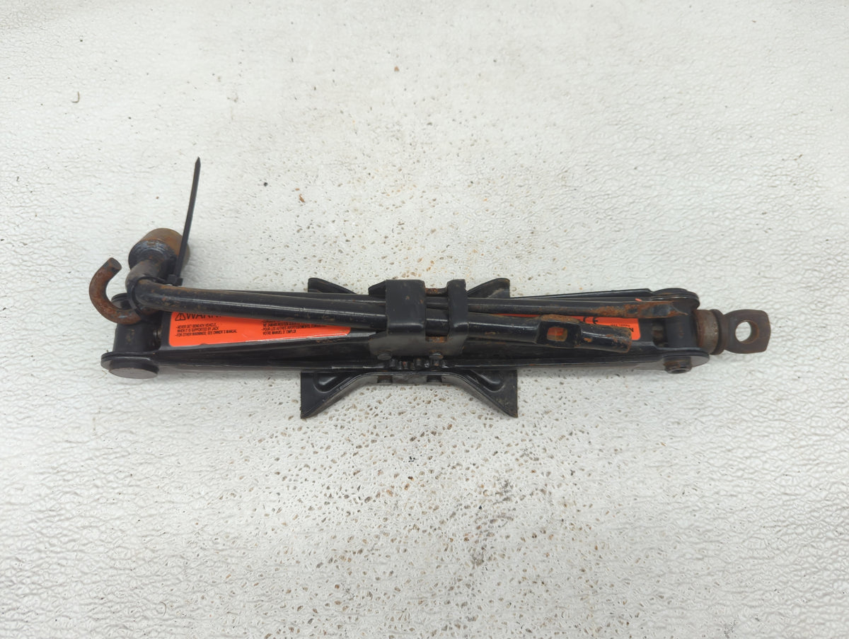 Nissan Sentra Spare Scissor Car Jack 1055196 - Oemusedautoparts1.com