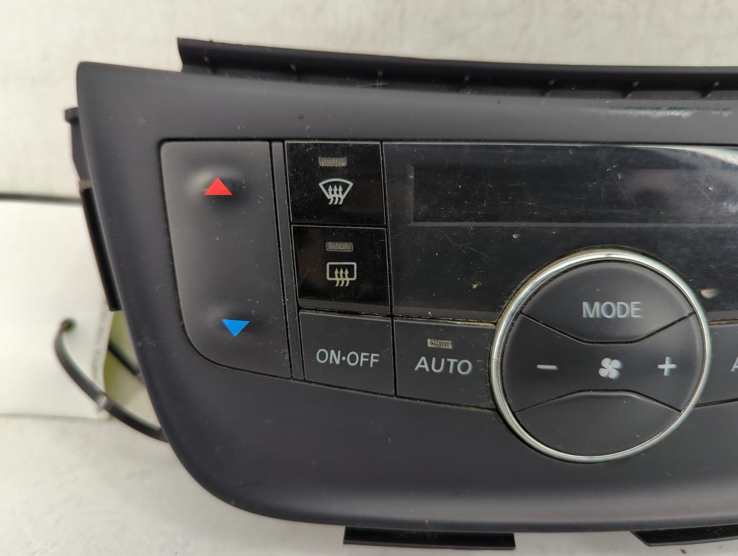 2015-2019 Nissan Sentra Climate Control Module Temperature AC/Heater Replacement P/N:27500 4AT4A Fits OEM Used Auto Parts - 